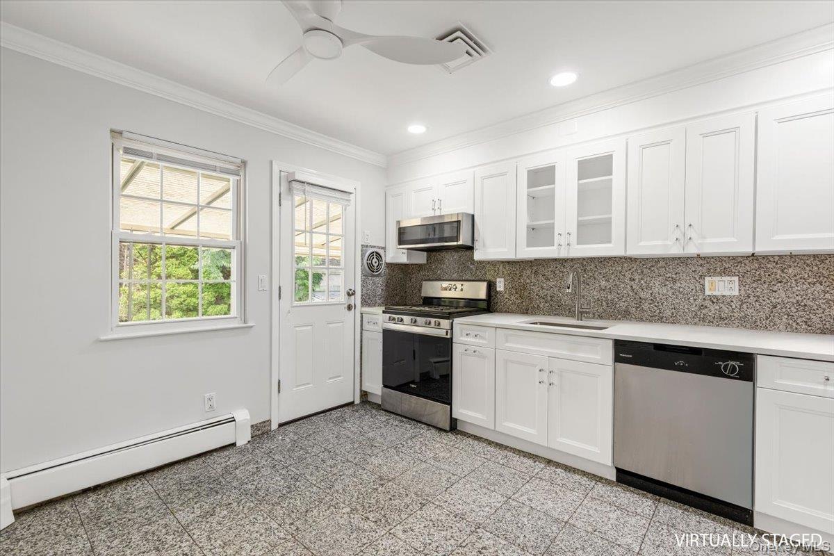 649 White Plains Road – For Rent photo 8