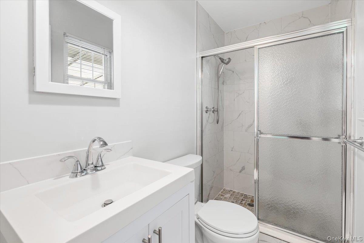649 White Plains Road – For Rent photo 12