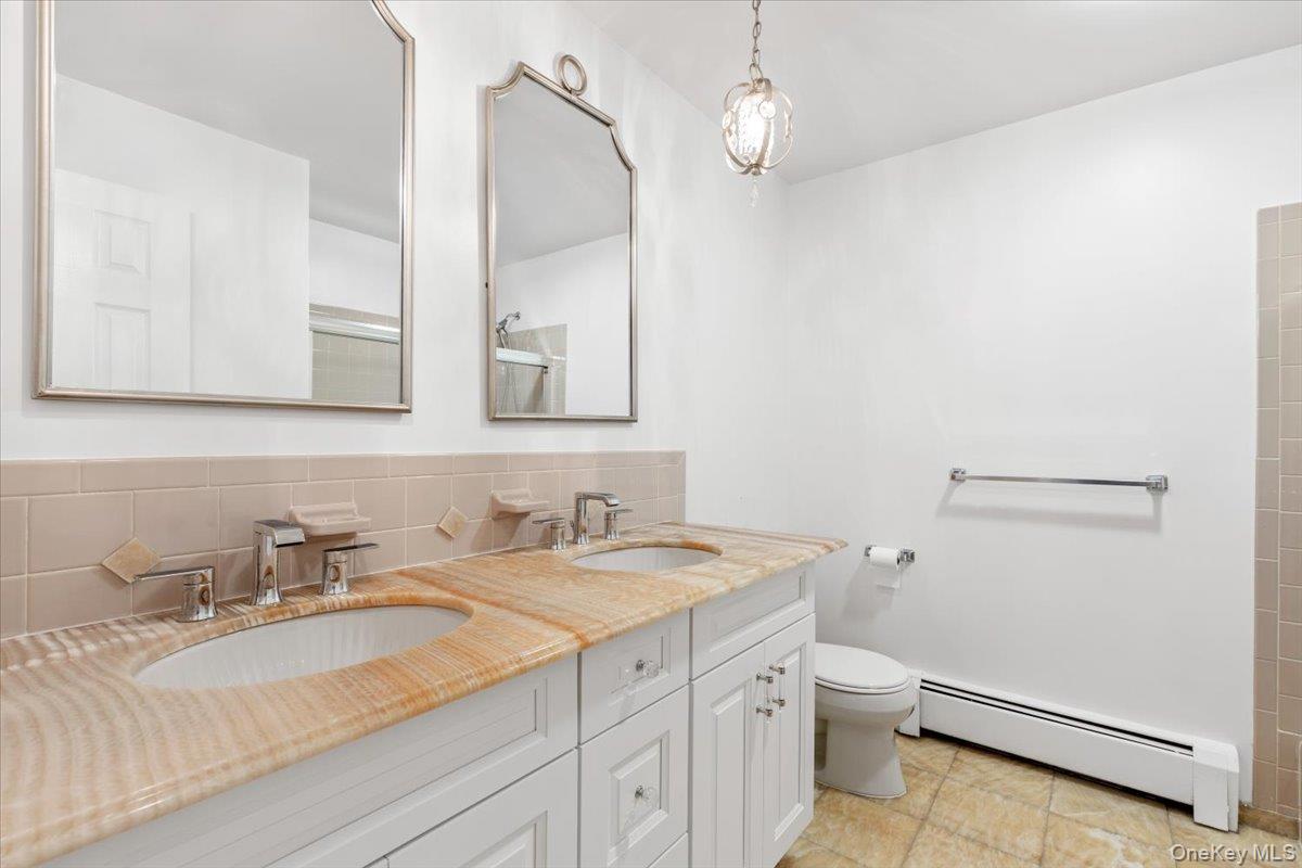 649 White Plains Road – For Rent photo 13