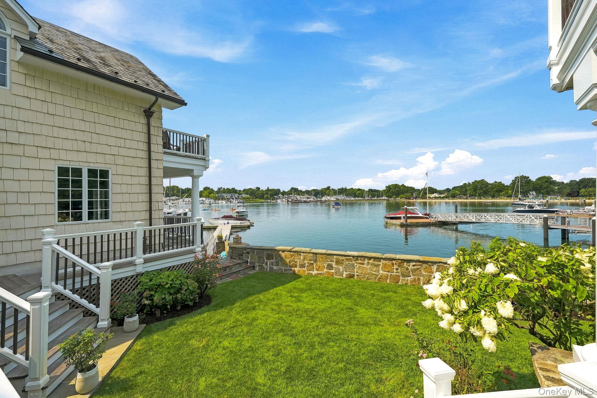 522 The Parkway – For Sale photo 35