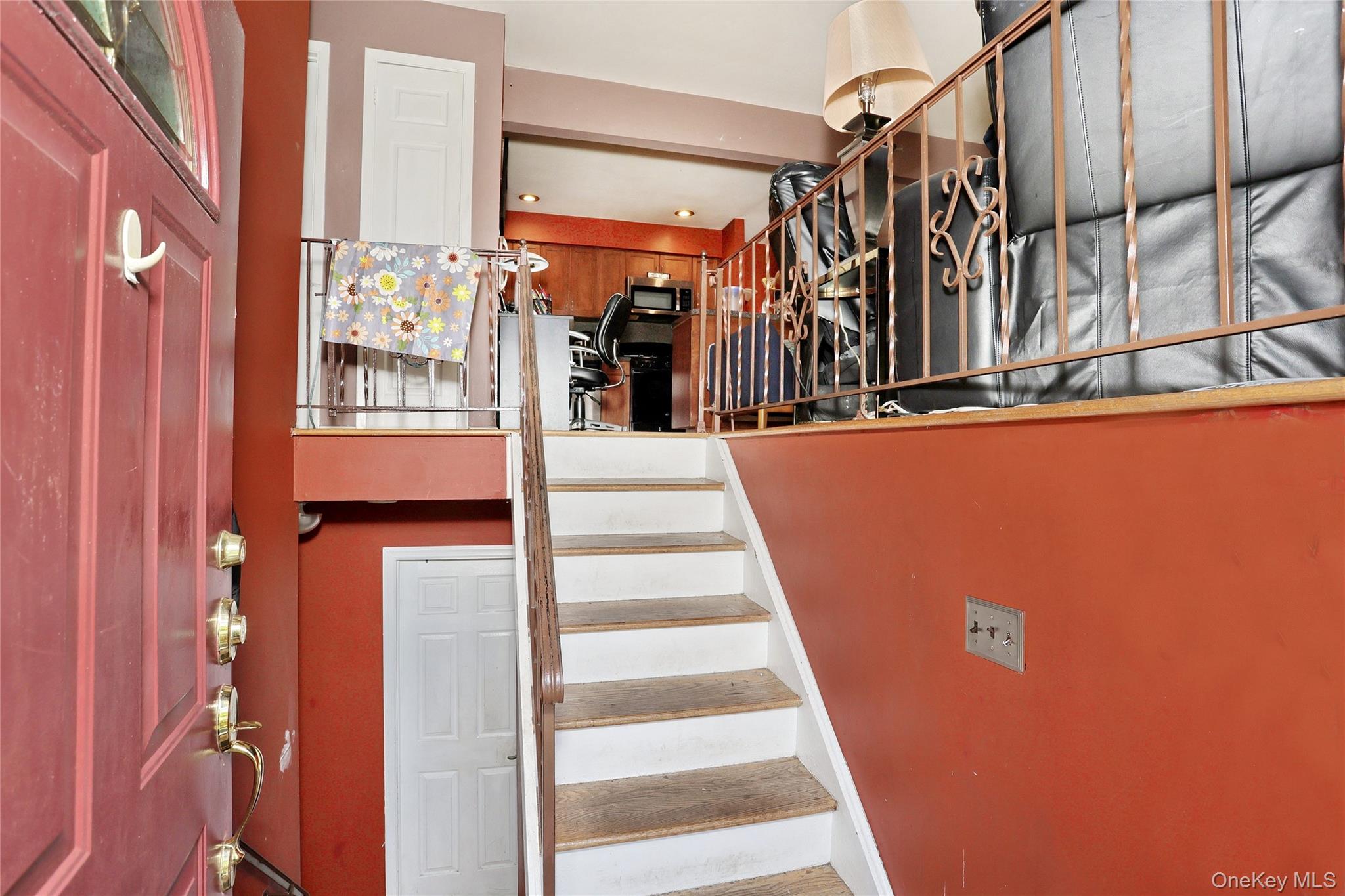 11 Phyllis Drive – For Sale photo 3