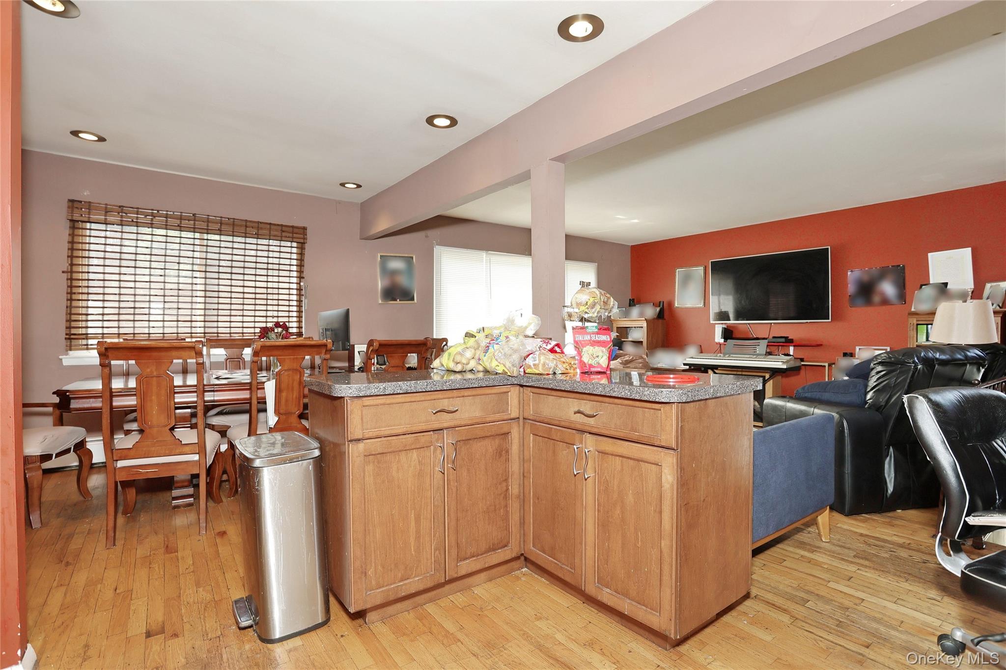 11 Phyllis Drive – For Sale photo 9