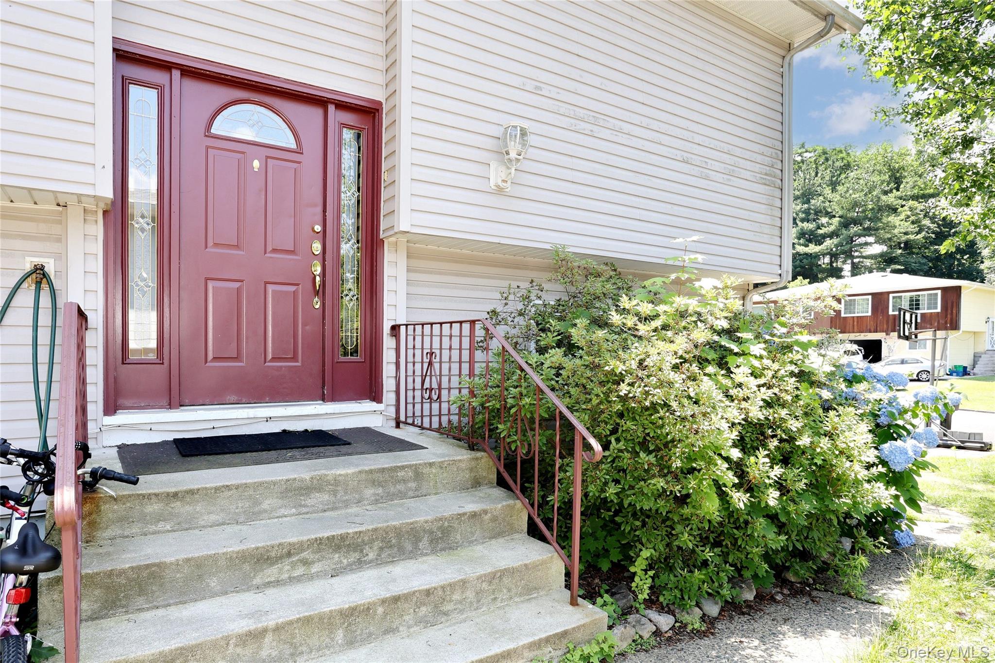 11 Phyllis Drive – For Sale photo 2
