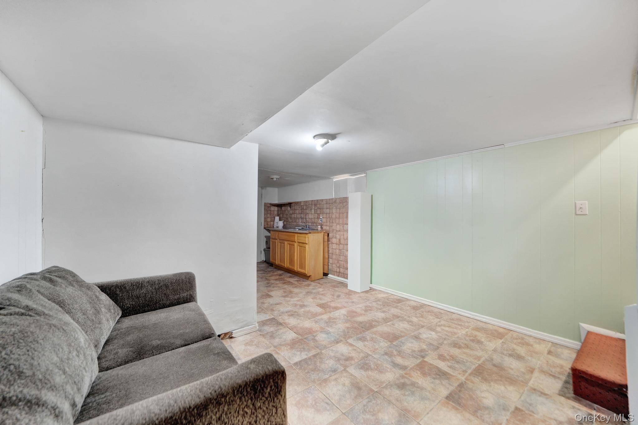 1646 E 36th Street – For Sale photo 19