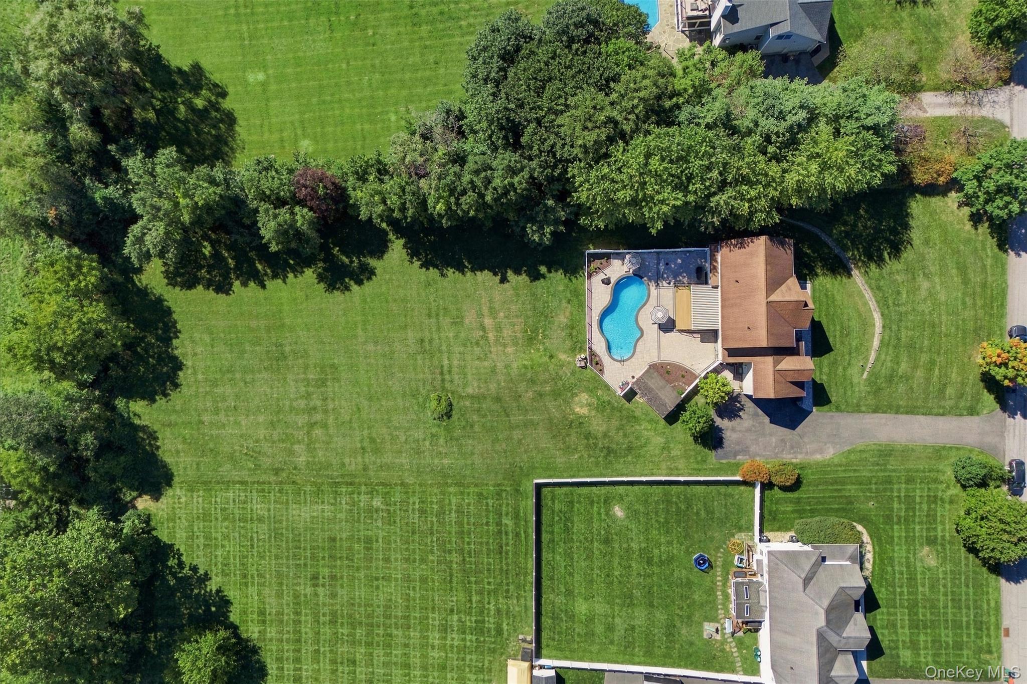 49 Harrisons Trail – For Sale photo 3