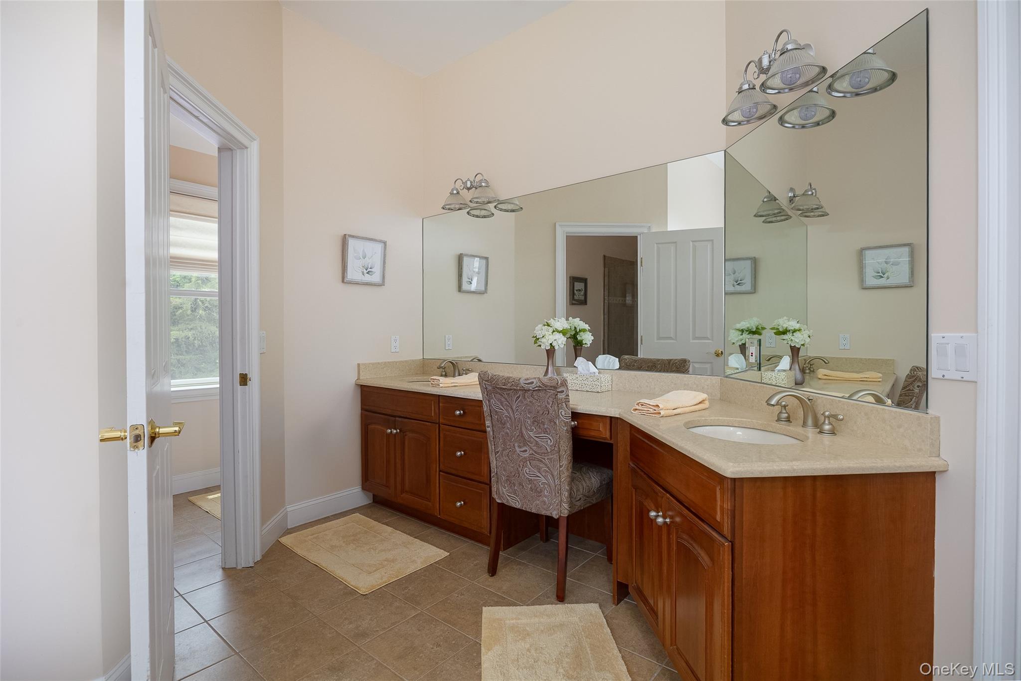 12 Nichris Lane – For Sale photo 23