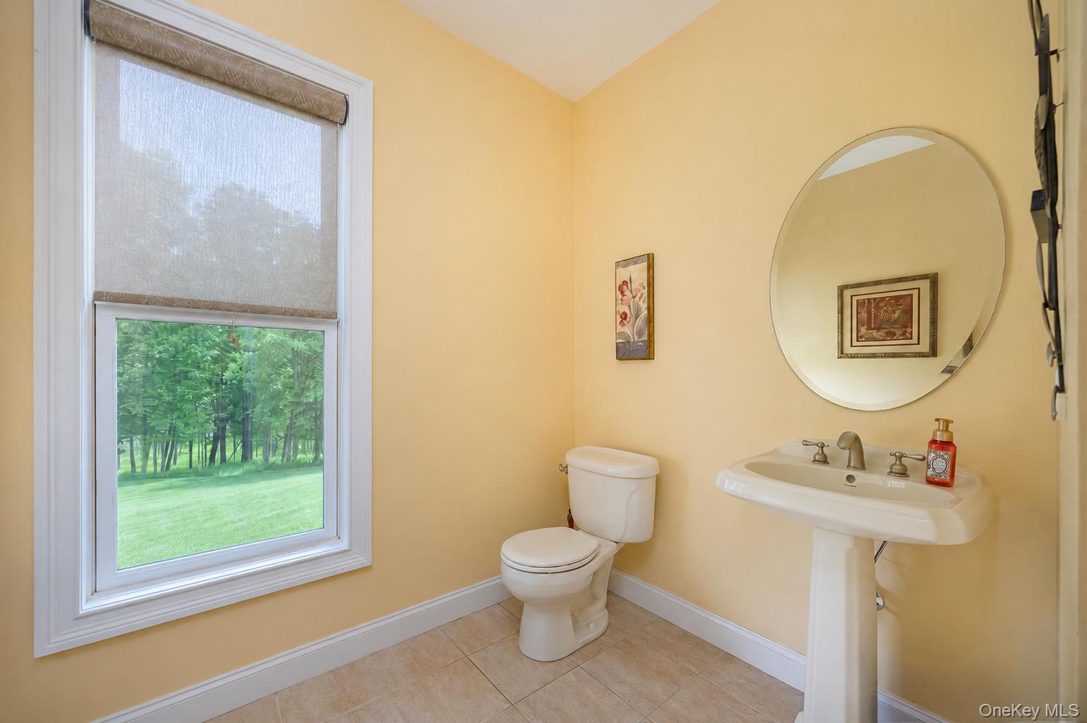 12 Nichris Lane – For Sale photo 17