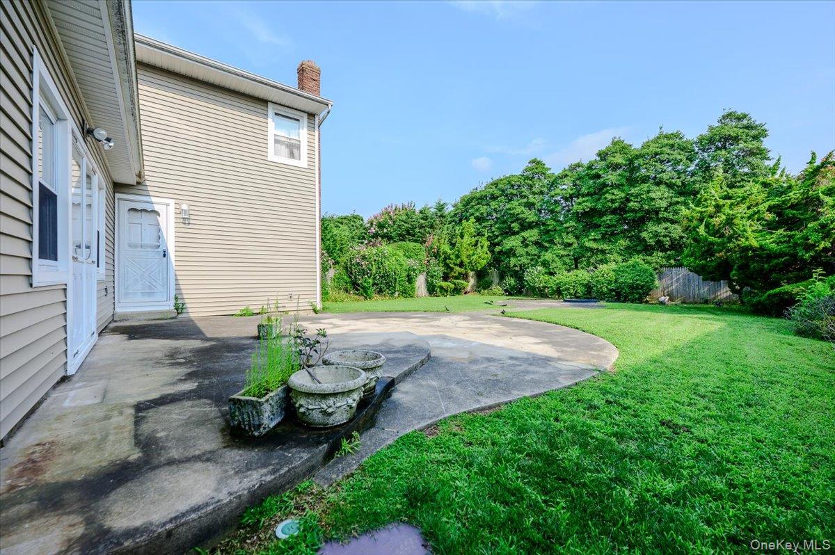 1292 Park Street – For Sale photo 4