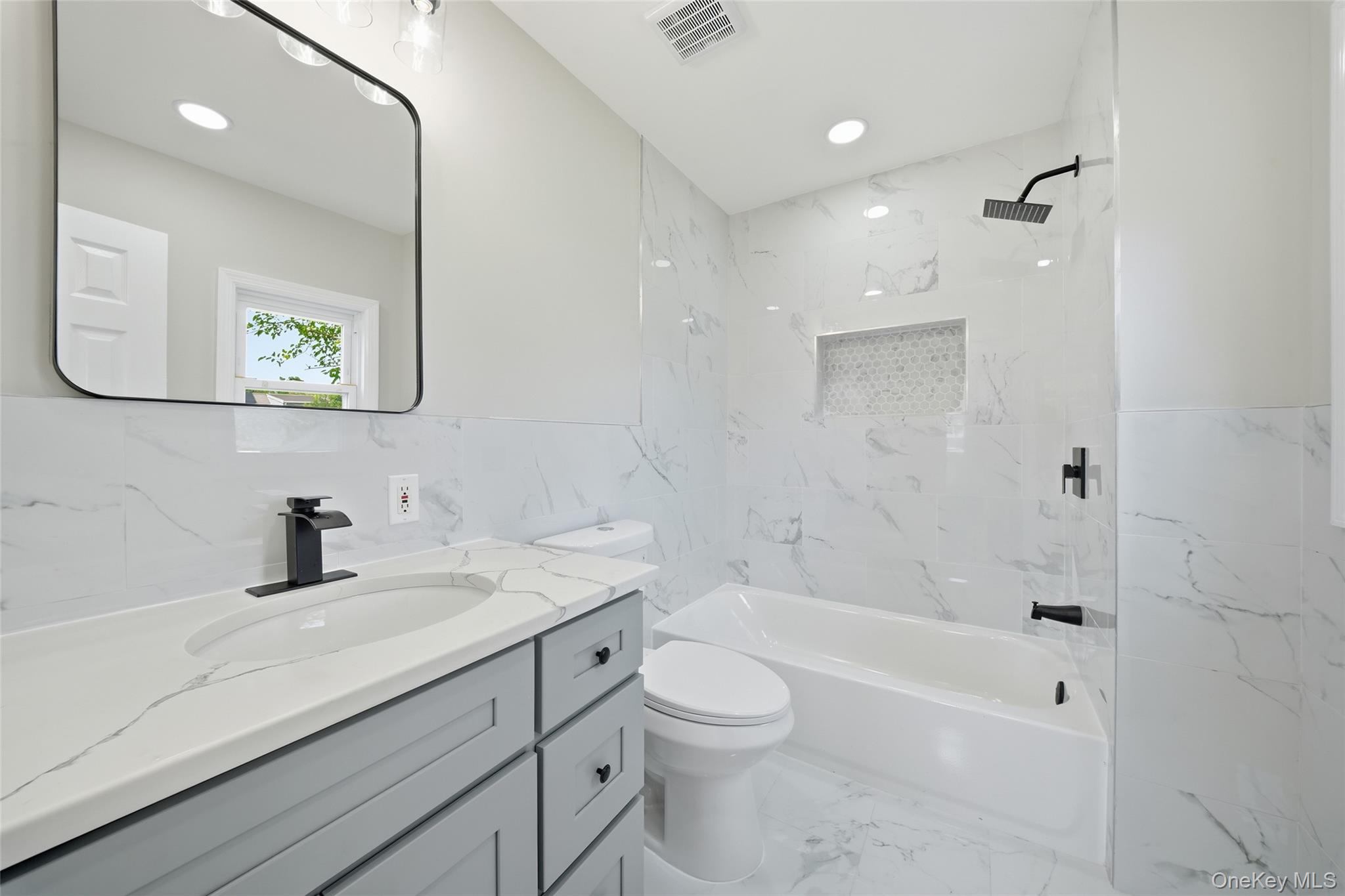 21 Independence Avenue – For Sale photo 7