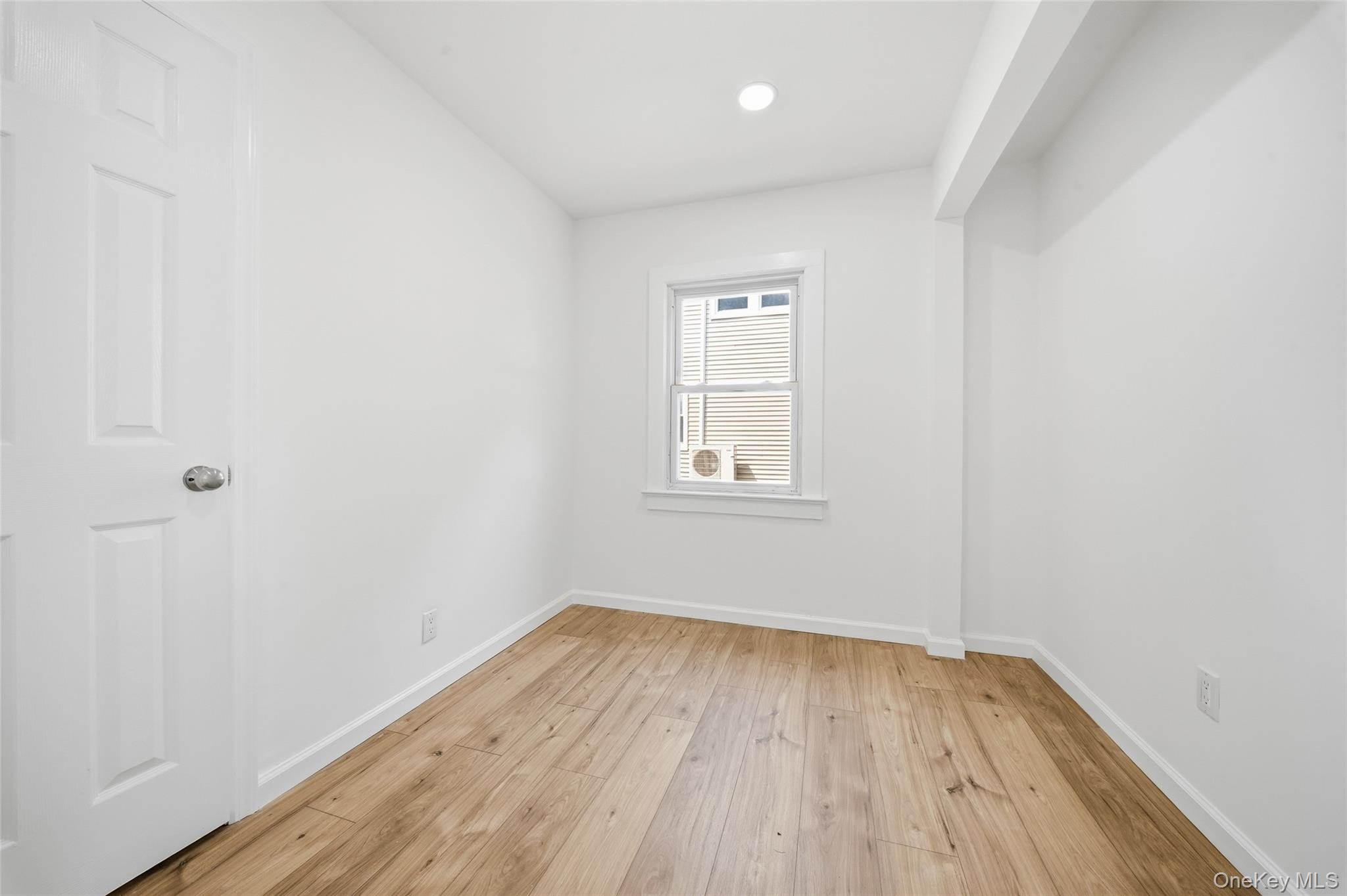 21 Independence Avenue – For Sale photo 14