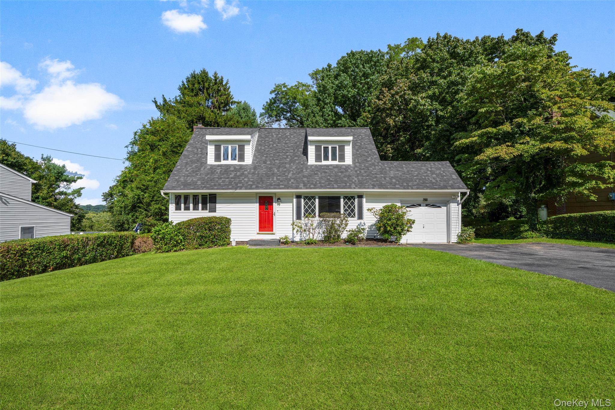 127 Rita Drive – For Sale photo 2