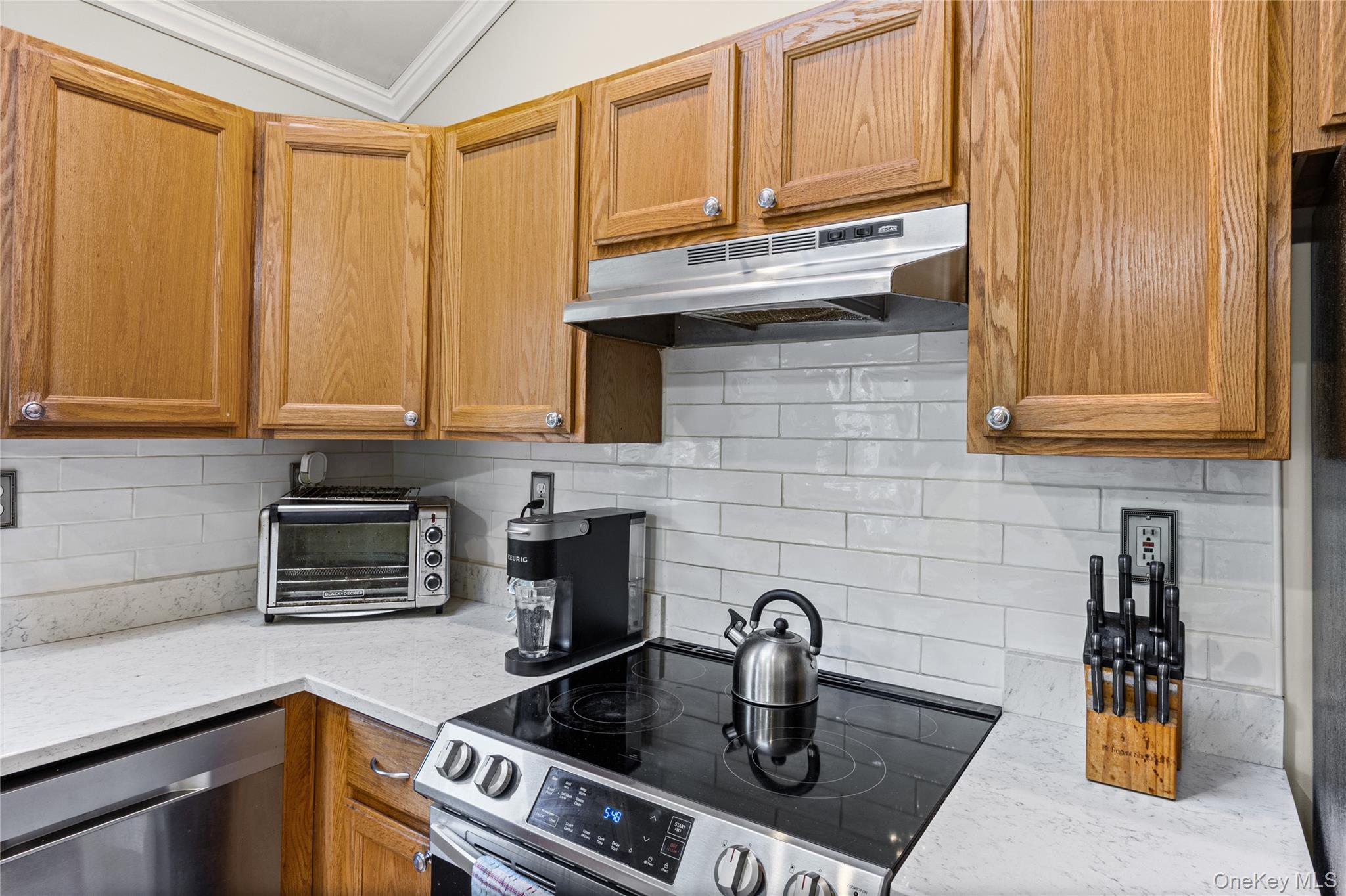 2200 Aldrich Lane – For Sale photo 12