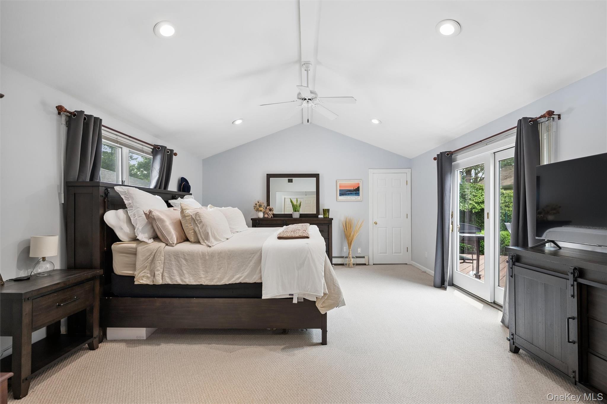 11 Bay Street – For Sale photo 10