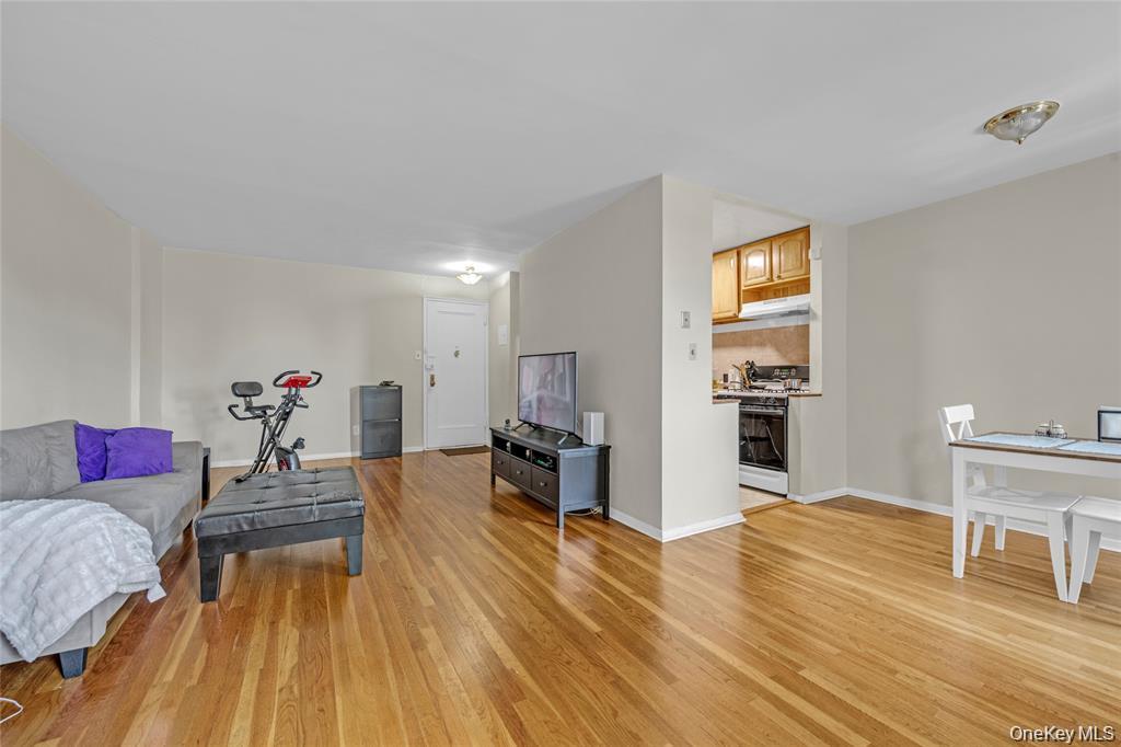 84-25 118 Street, Unit 3D photo 3