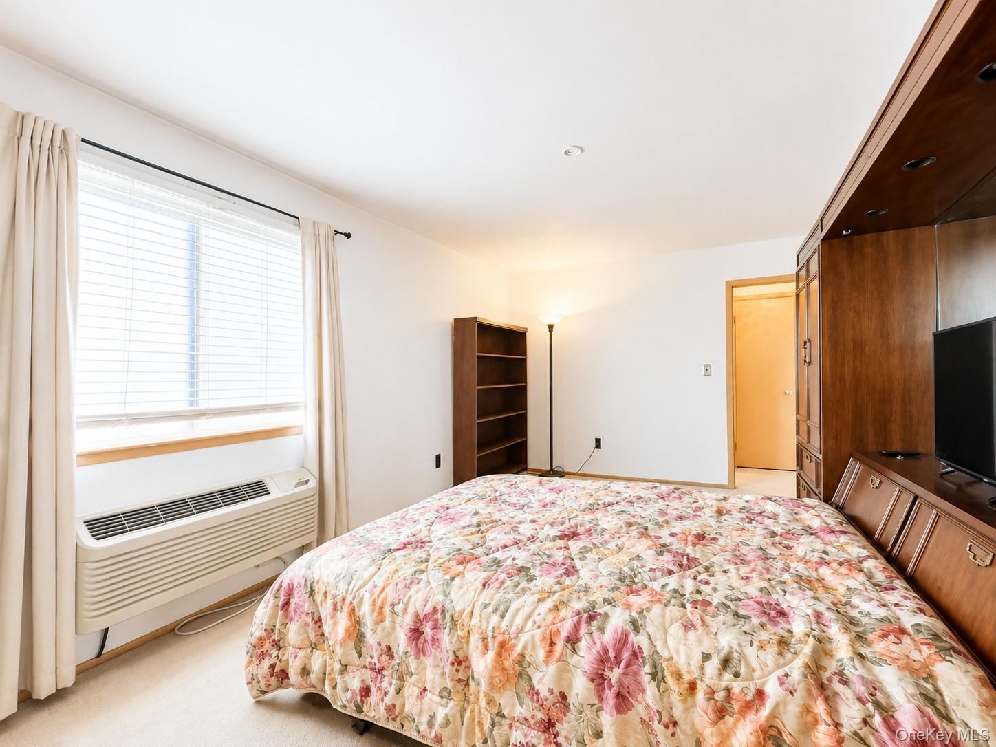 21 Village Park Drive, Unit 2C photo 18