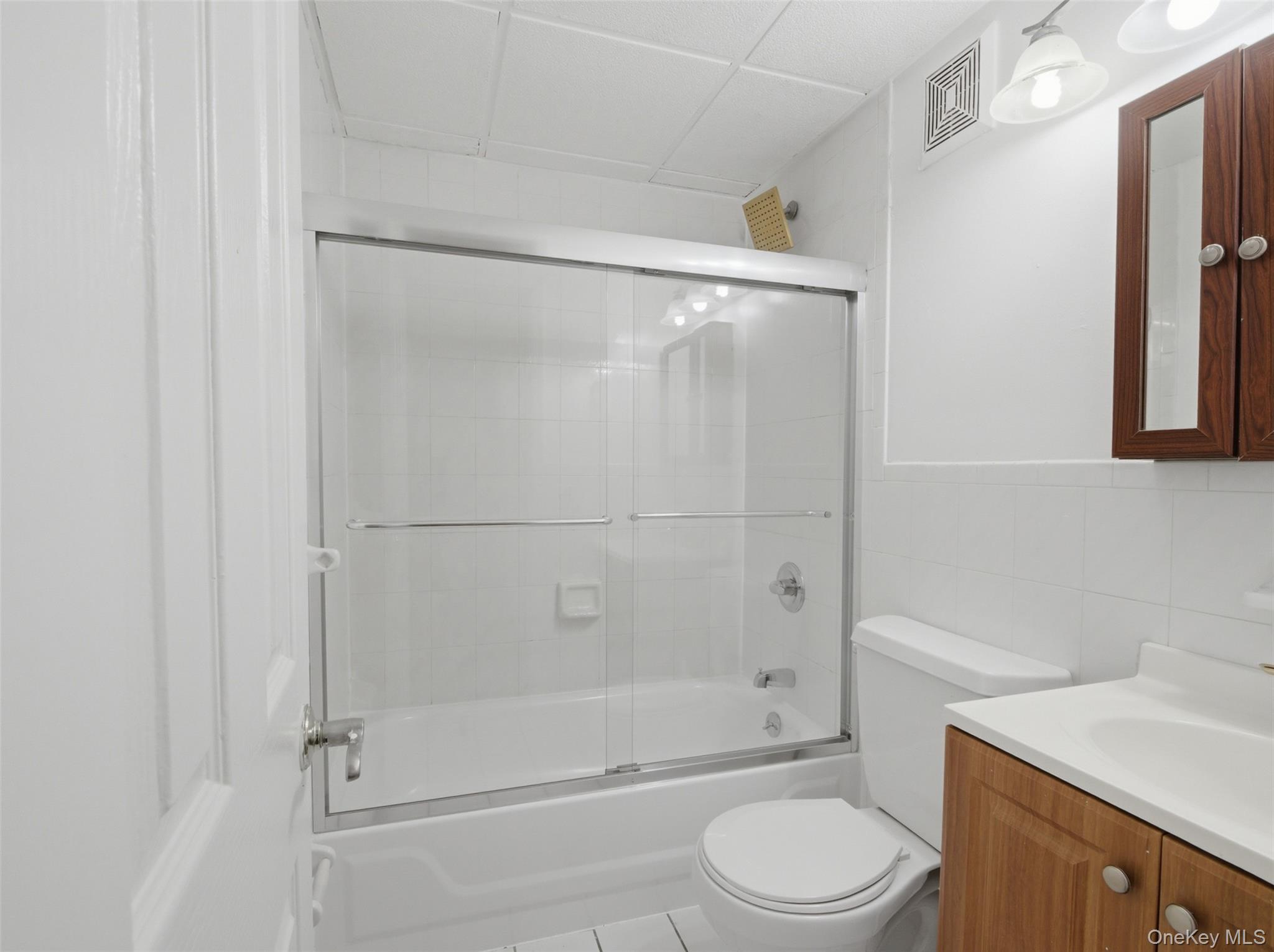 2668 Miles Avenue, Unit O2 photo 7