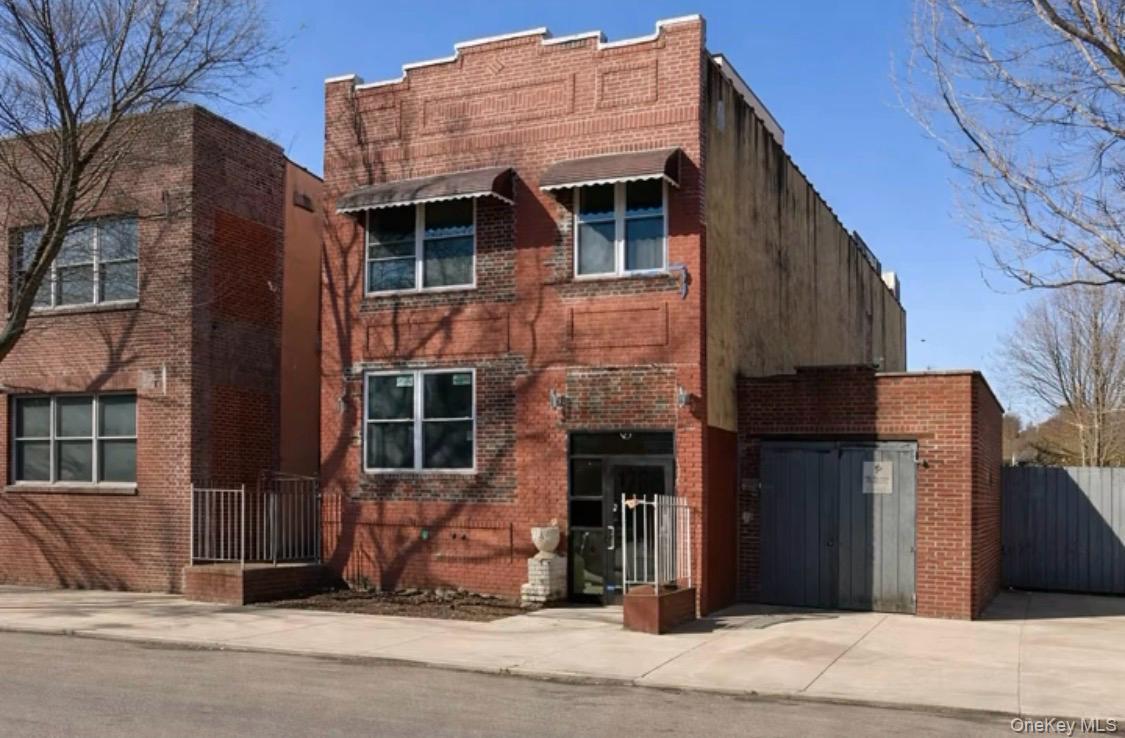 1265 Elder Avenue – For Sale