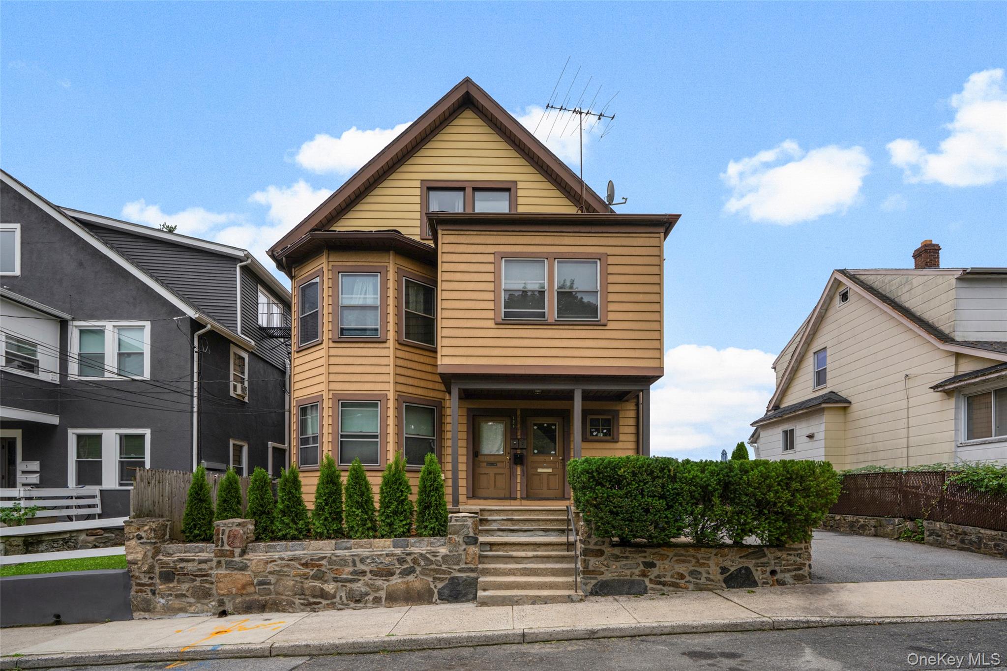 124 Pelham Street – For Sale photo 3