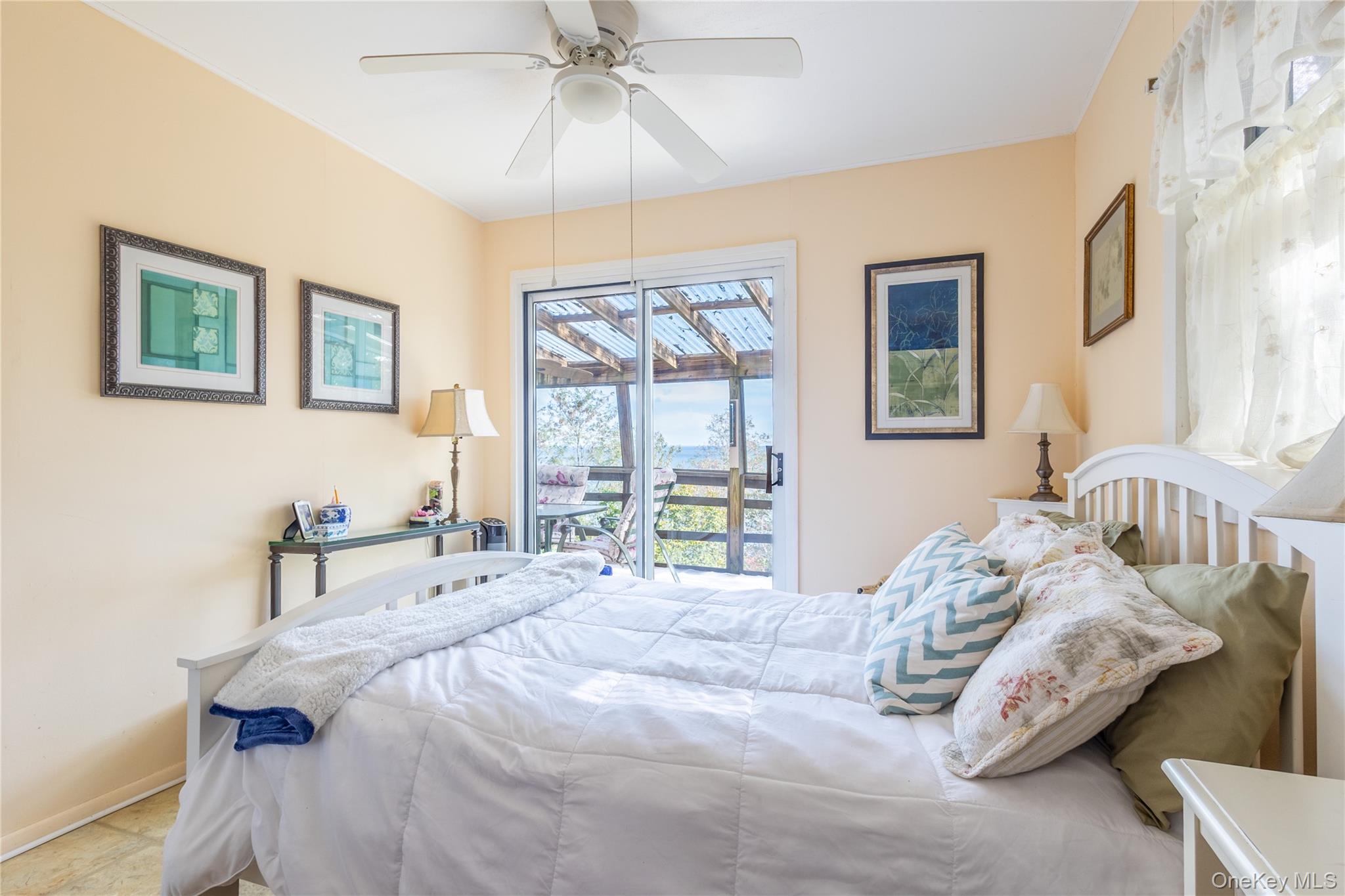 10 Acorn Path – For Sale photo 16