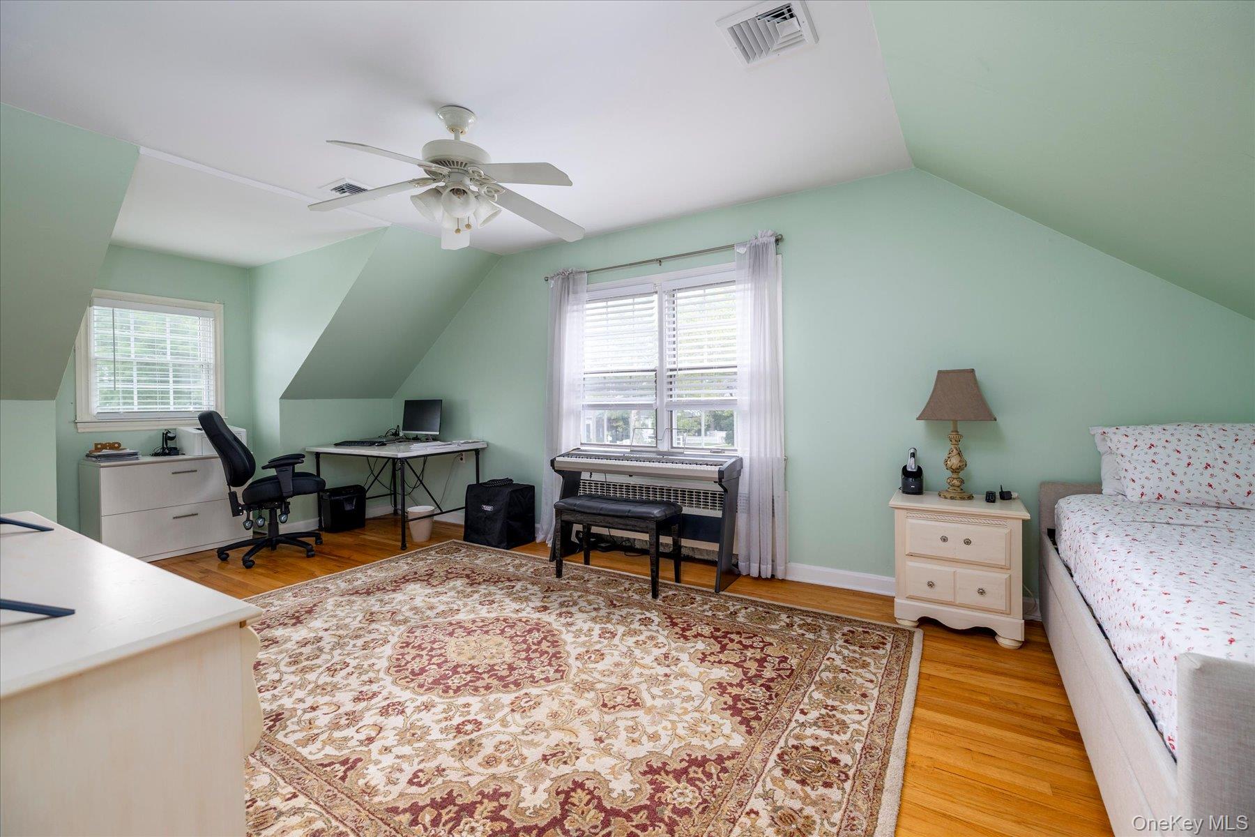 123 Centre Avenue – For Sale photo 20
