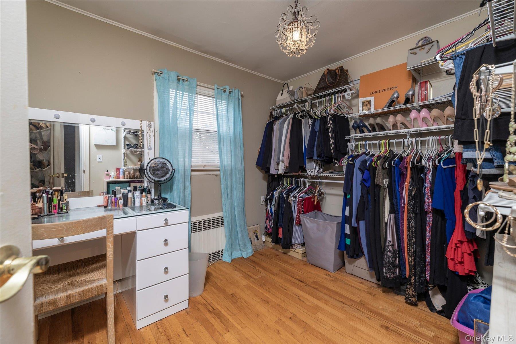 123 Centre Avenue – For Sale photo 22