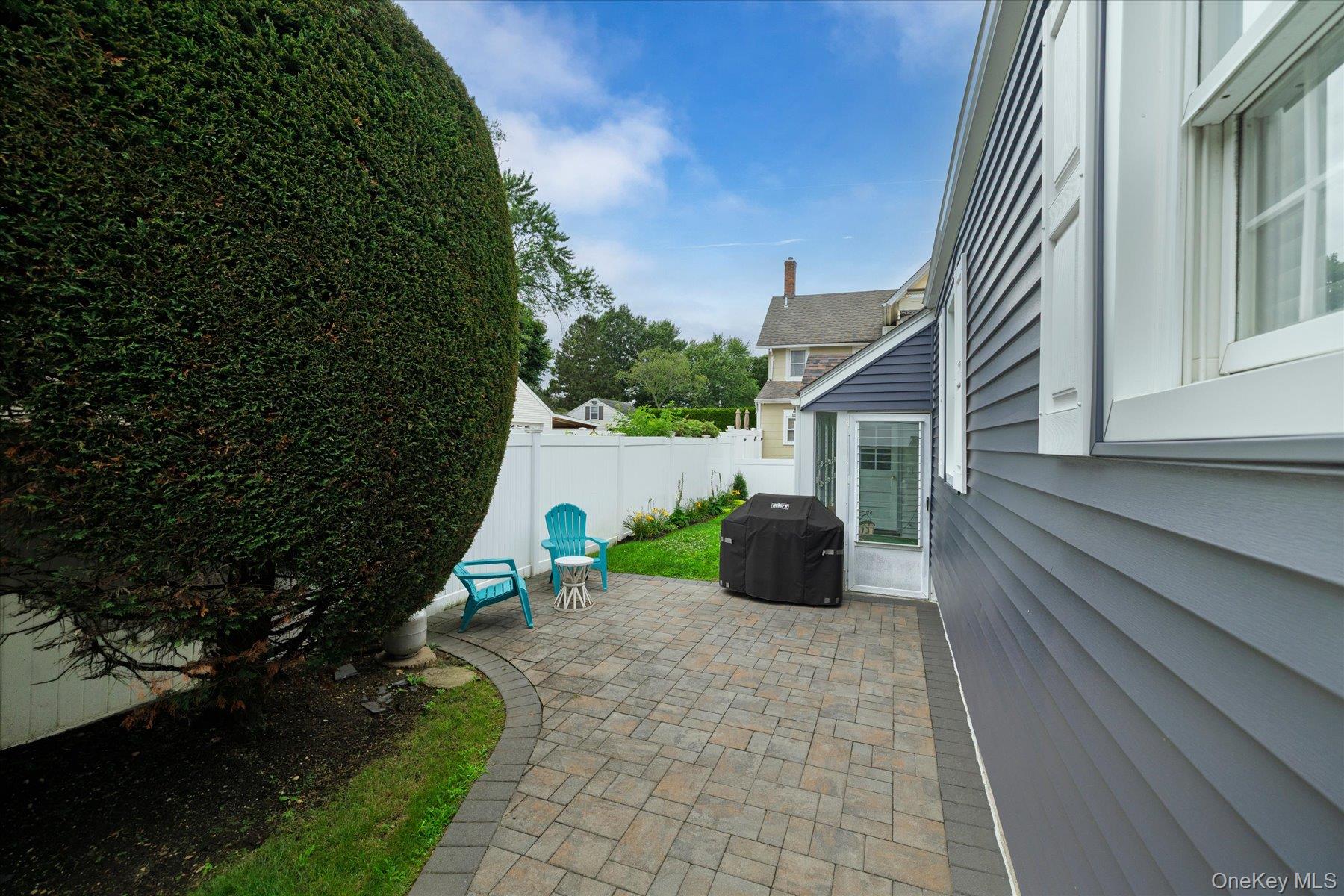 123 Centre Avenue – For Sale photo 27