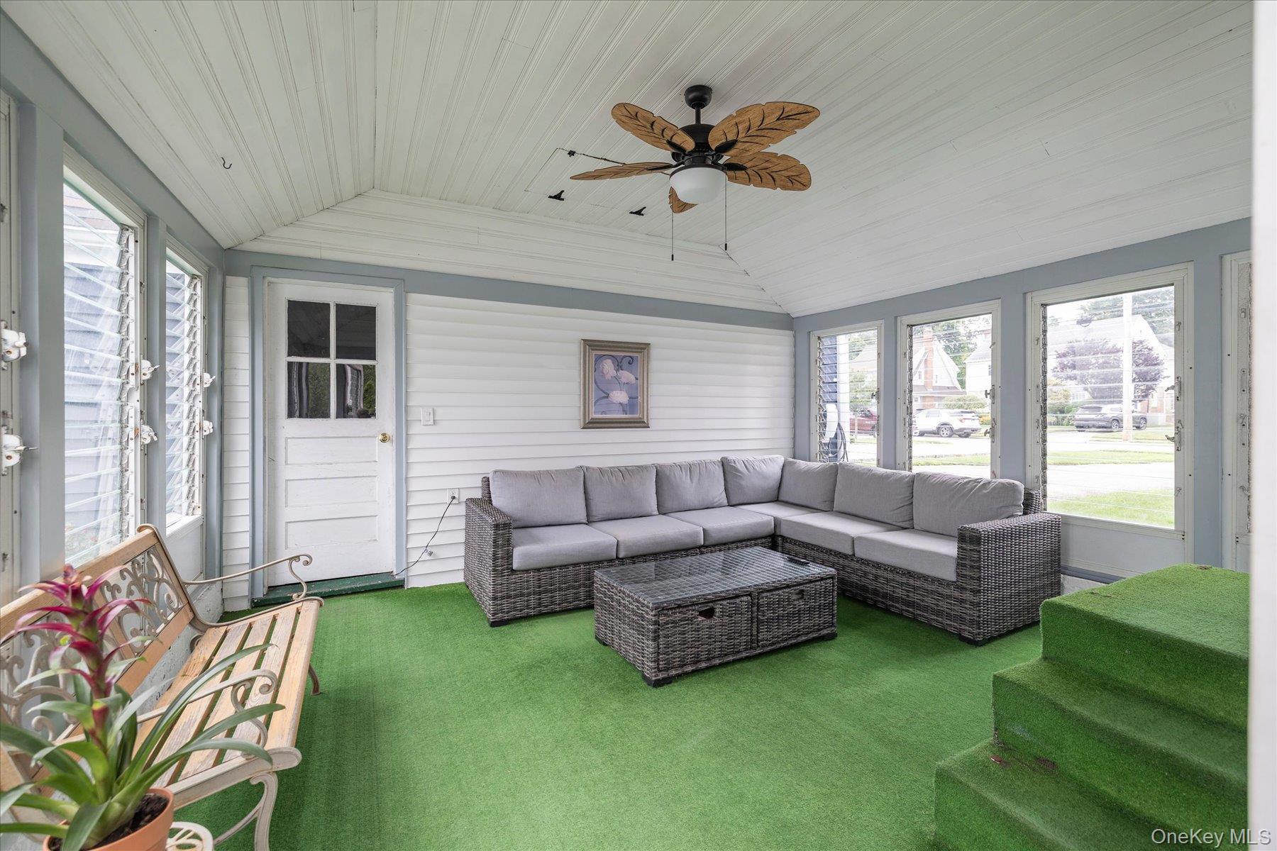 123 Centre Avenue – For Sale photo 25