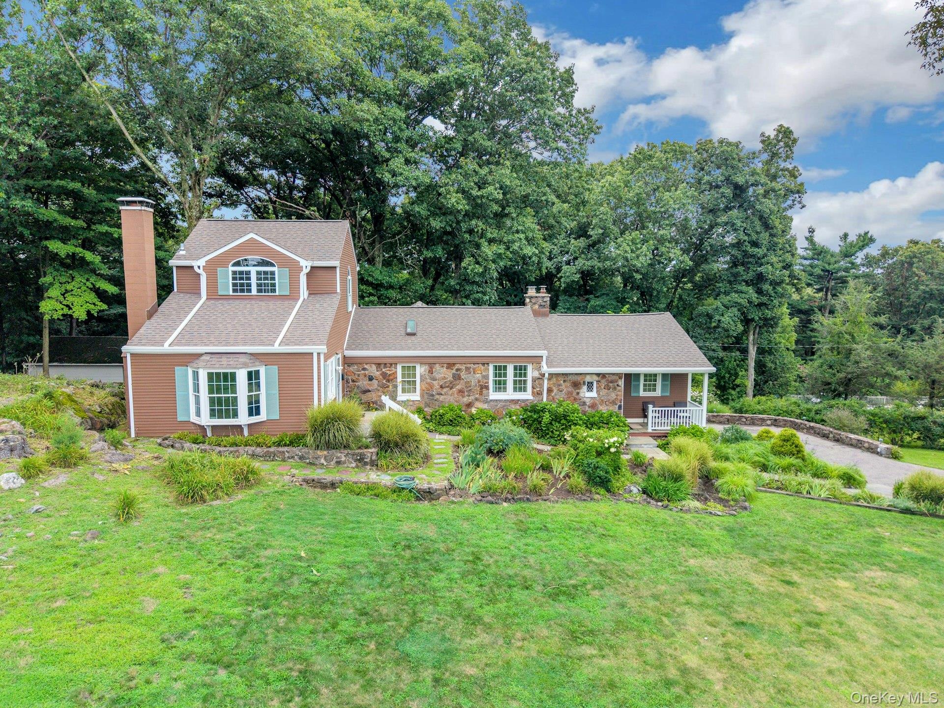 24 Westerly Lane – For Sale photo 2