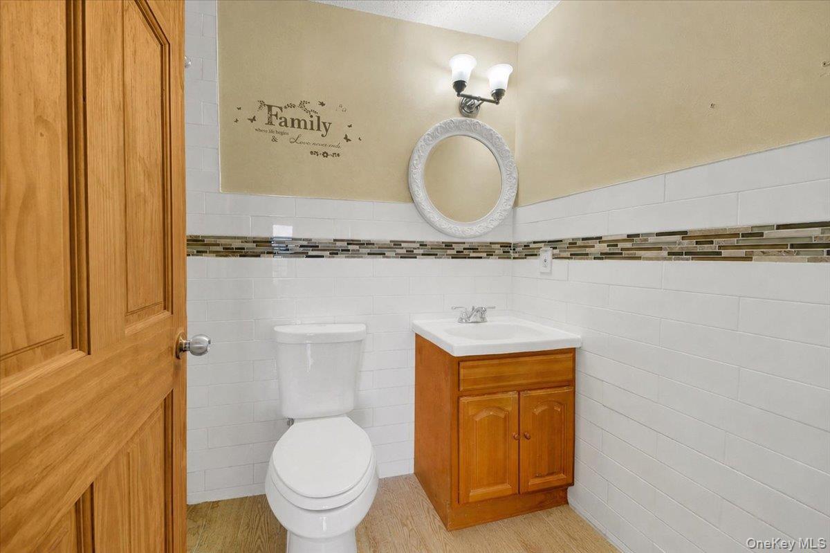 2069 Cicero Avenue – For Sale photo 26