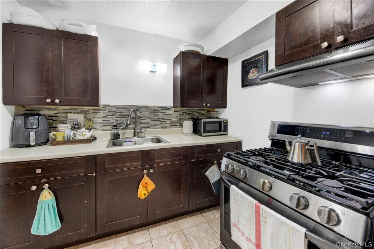 2069 Cicero Avenue – For Sale photo 35