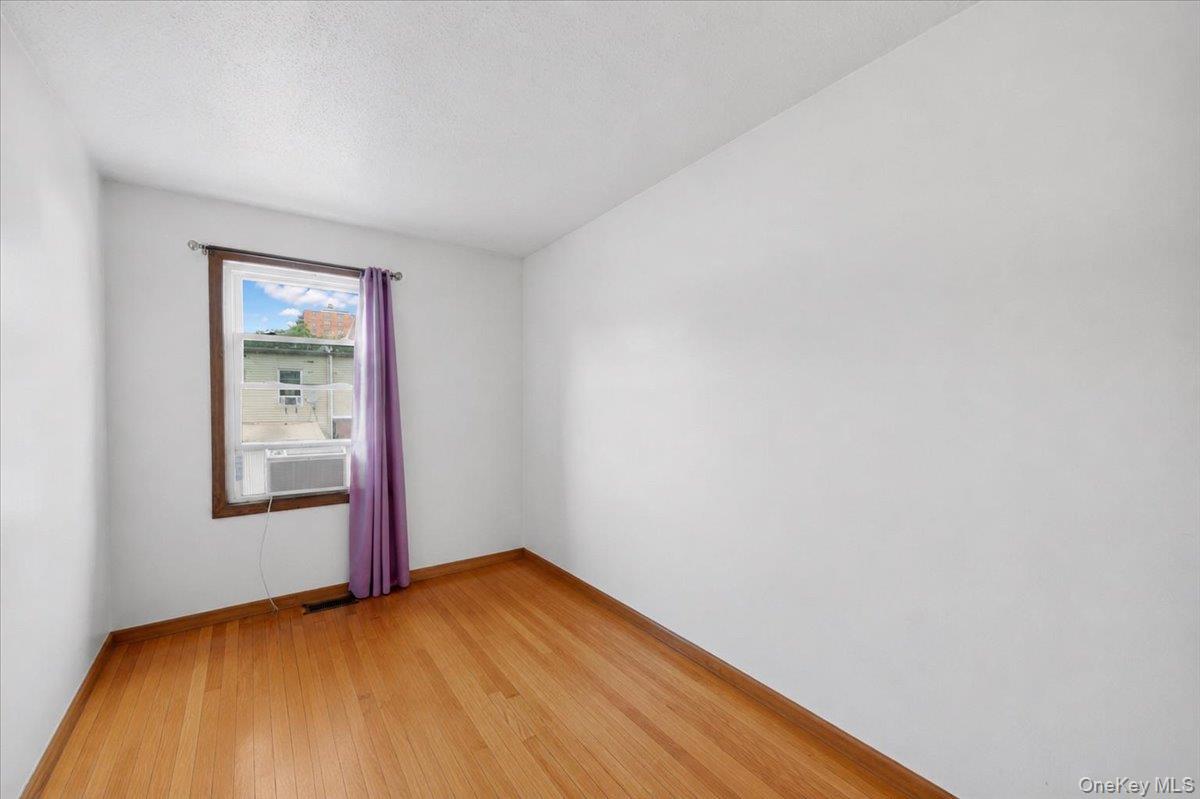2069 Cicero Avenue – For Sale photo 22