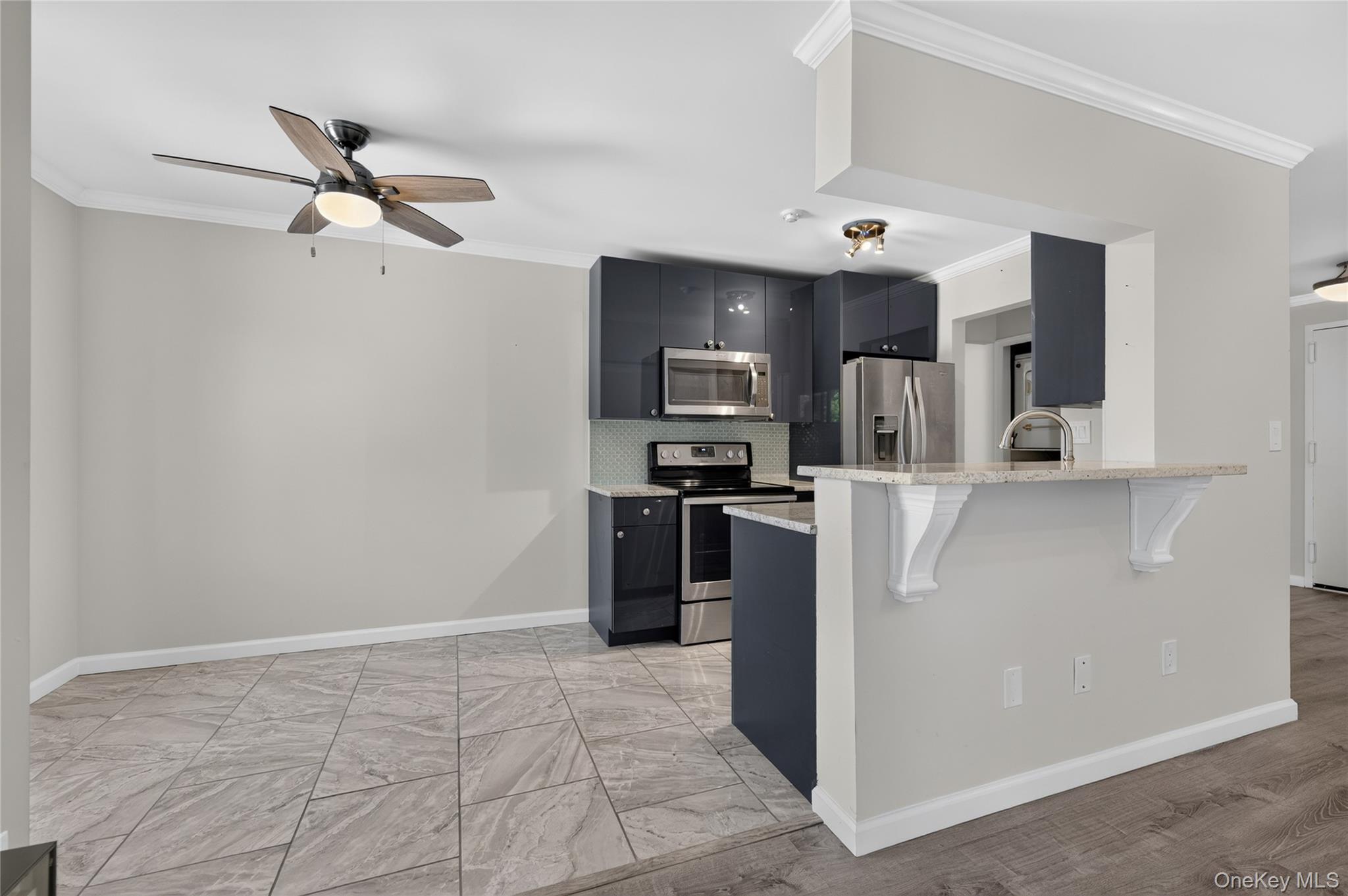 175 Maple  Ave, Unit 2M photo 13