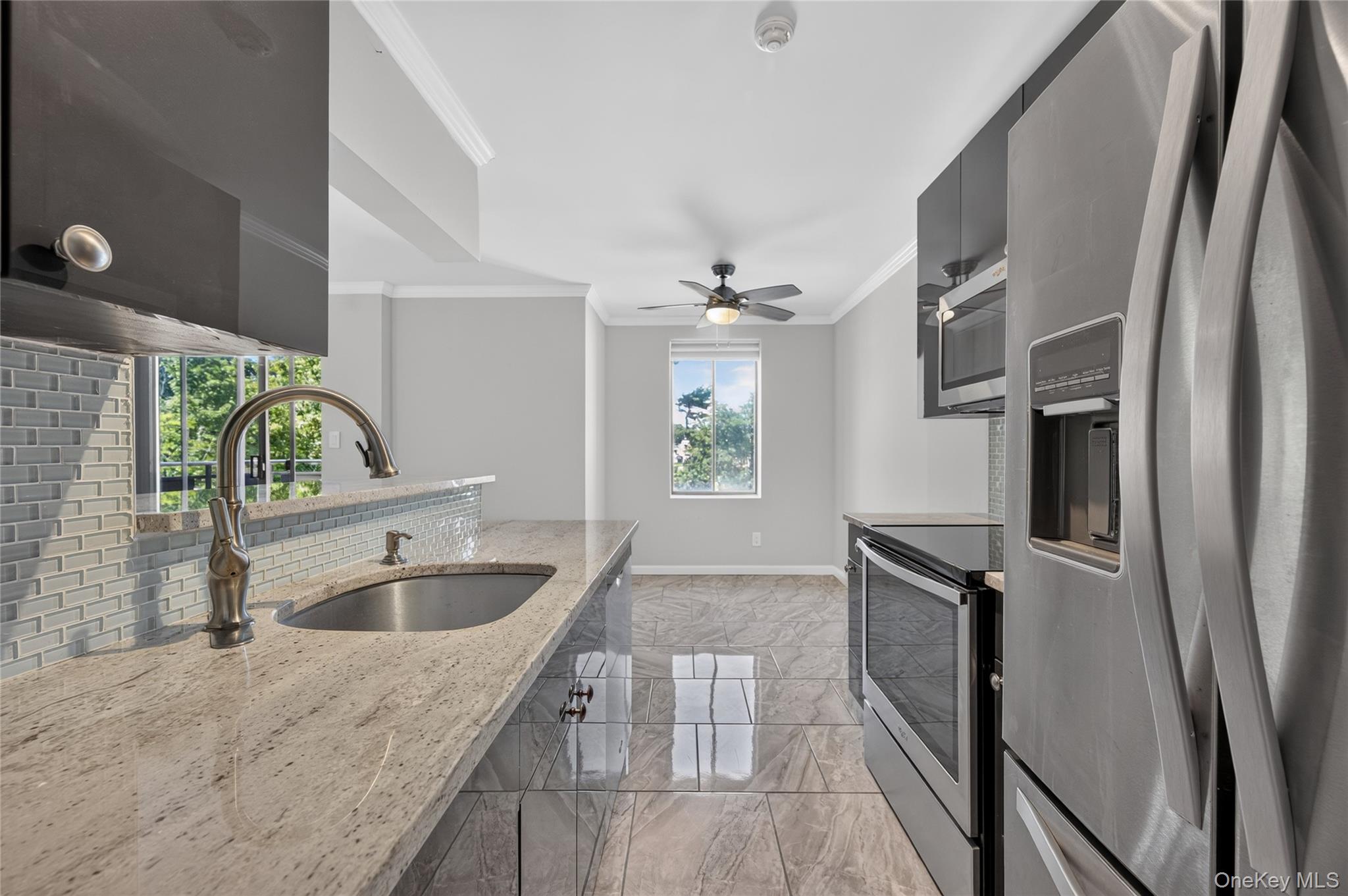 175 Maple  Ave, Unit 2M photo 10