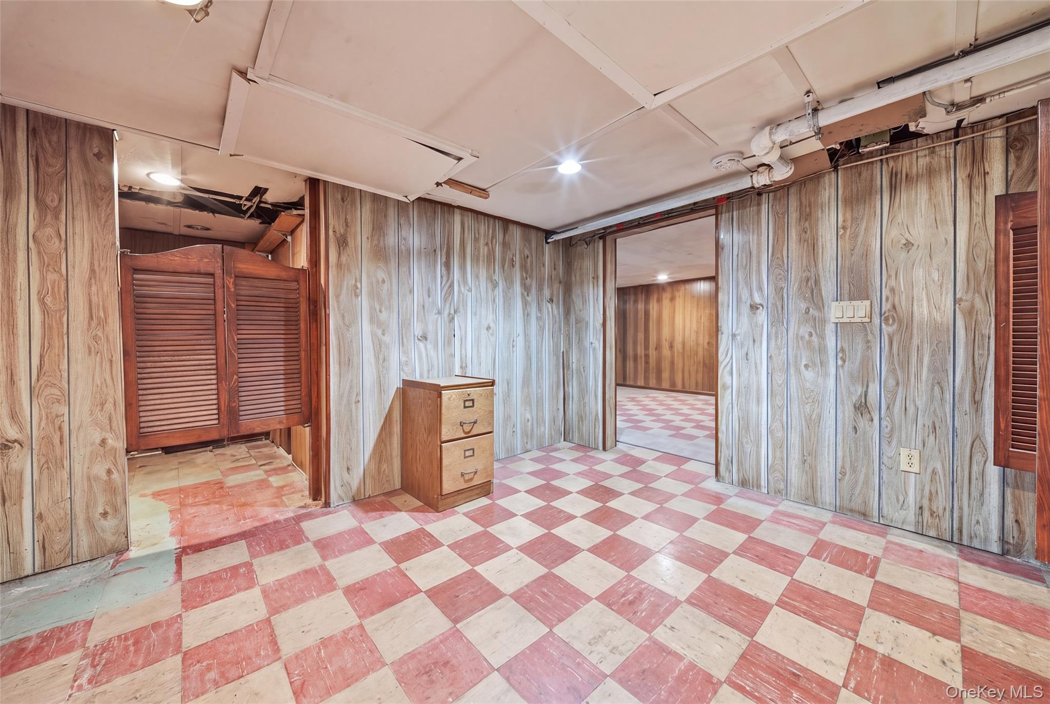 2320 Saratoga Street – For Sale photo 21