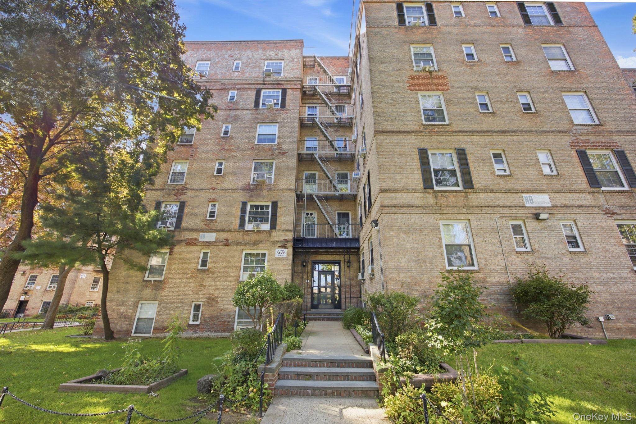 51-34 30th Avenue, Unit 4P photo 12