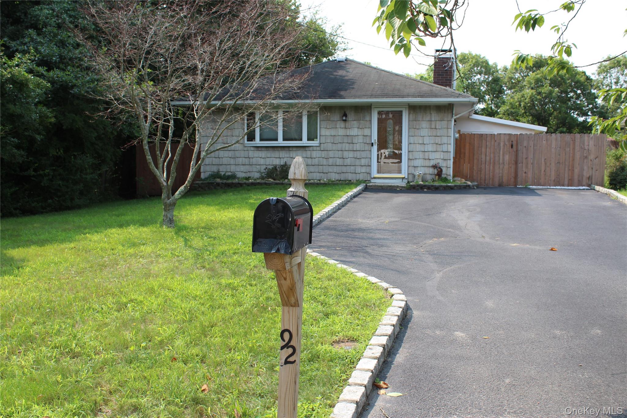 92 Lombardy Drive – For Sale photo 24