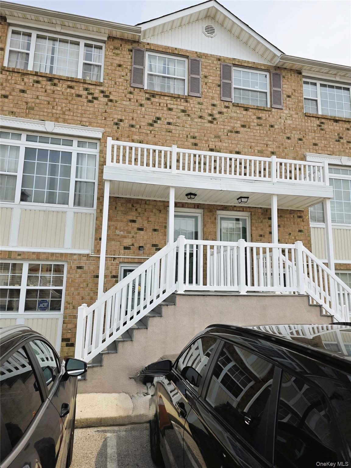 142 Mermaid Lane, Unit 284 photo 2