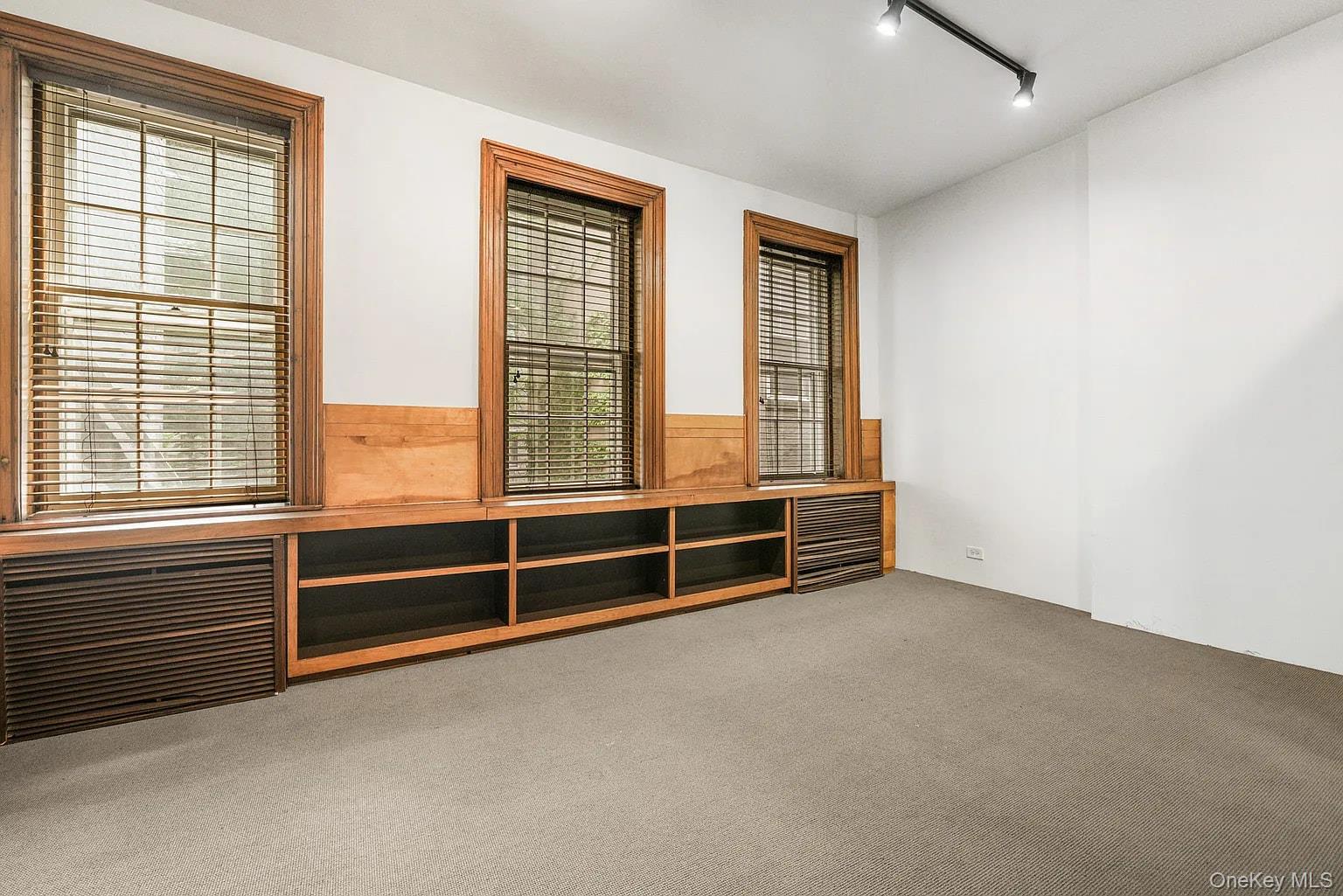322 E 50th Street – For Rent photo 13