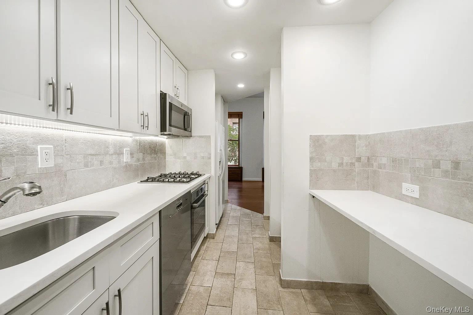 322 E 50th Street – For Rent photo 11