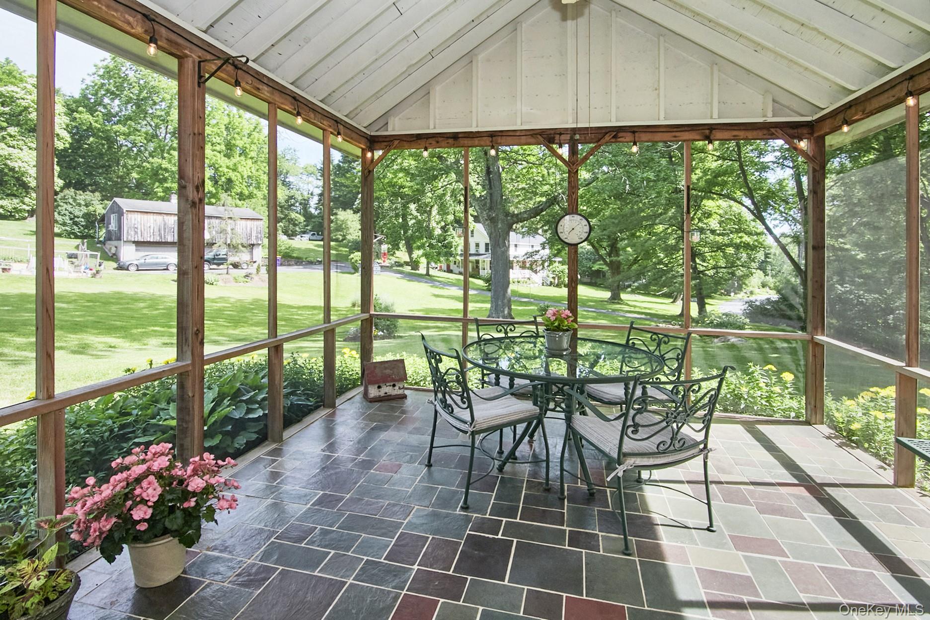 9 Iron Forge Road – For Rent photo 19