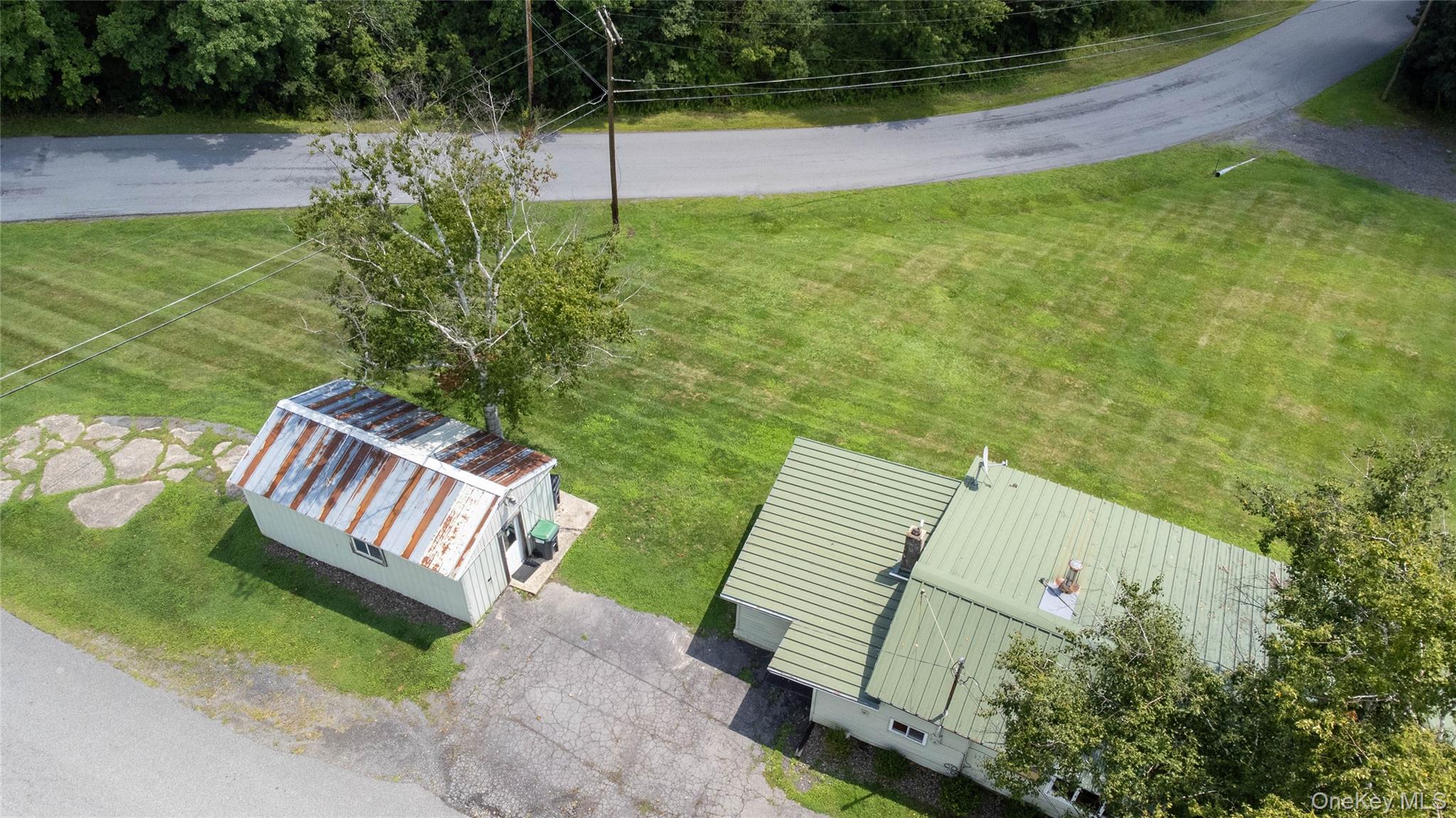 86 Carpenter Road – For Rent photo 3