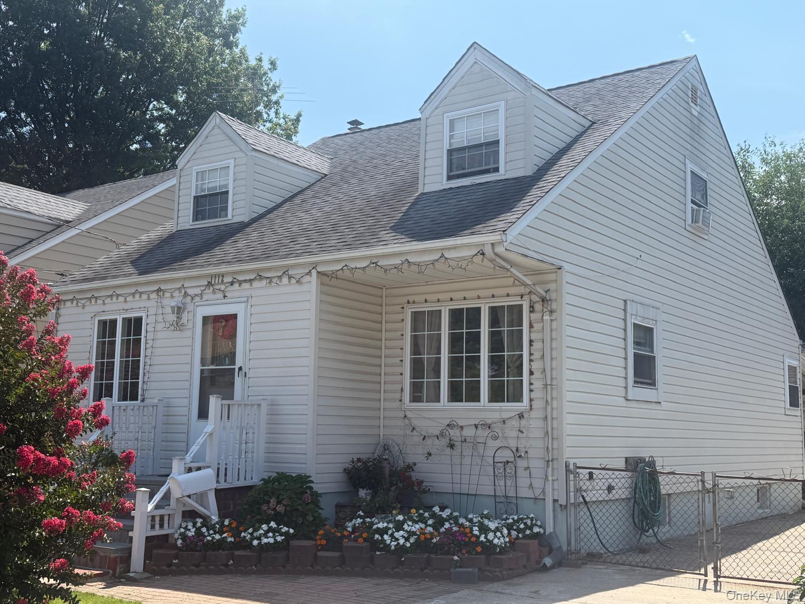 1112 McKenna Place – For Sale