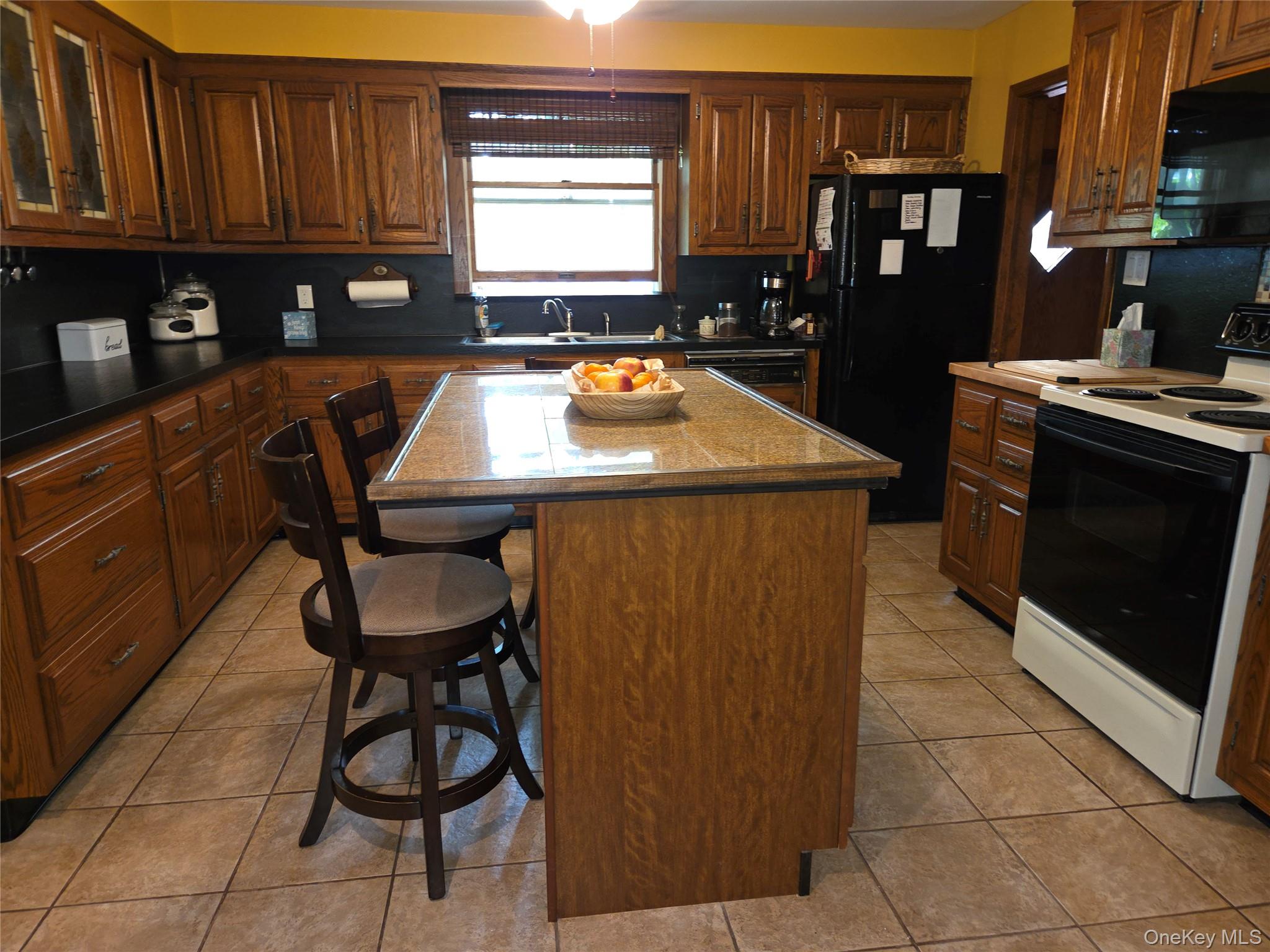 33 Elmwood Avenue – For Sale photo 18