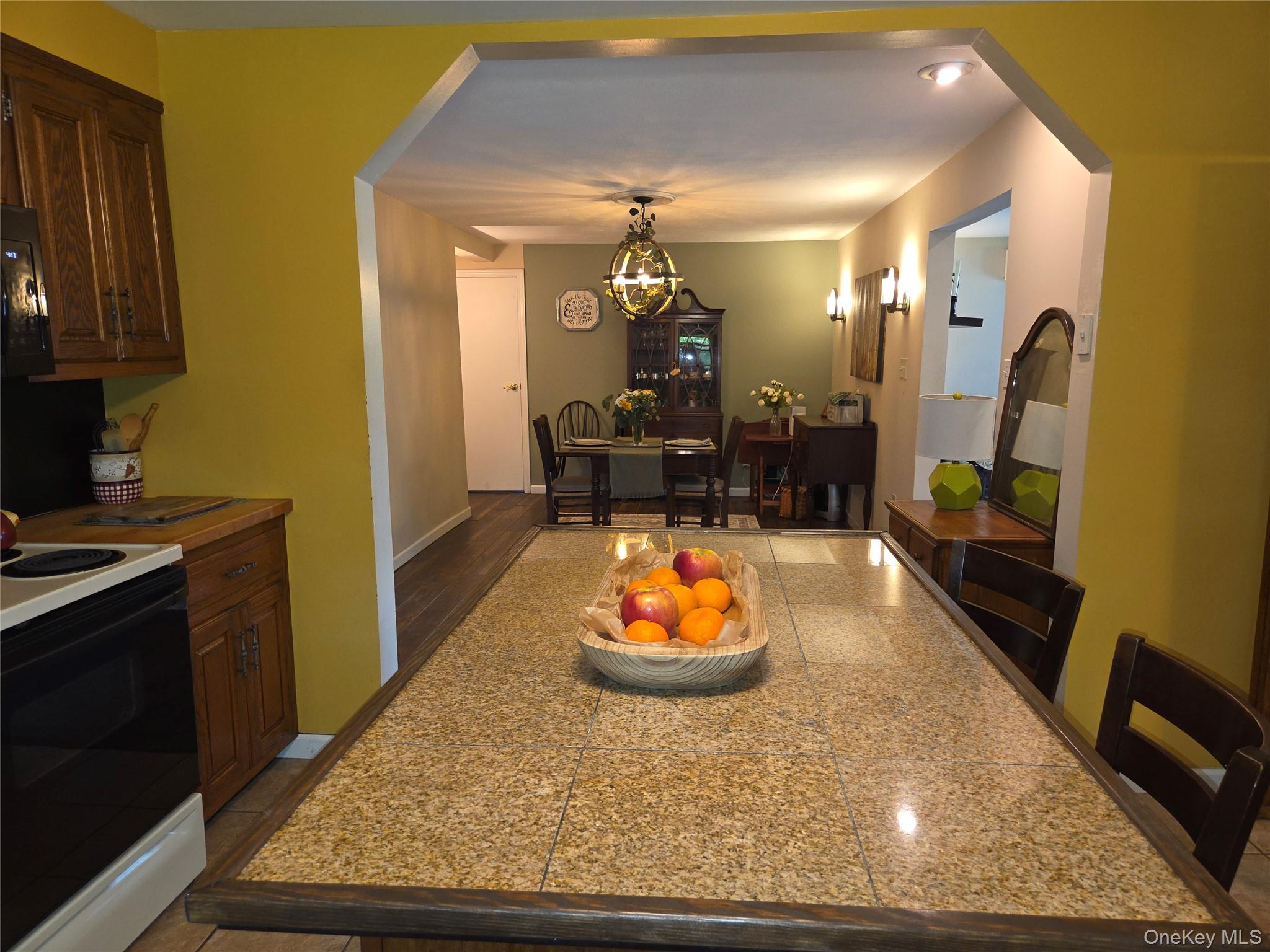 33 Elmwood Avenue – For Sale photo 17