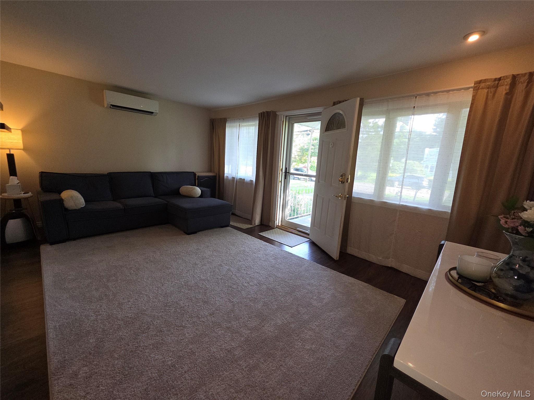 33 Elmwood Avenue – For Sale photo 10