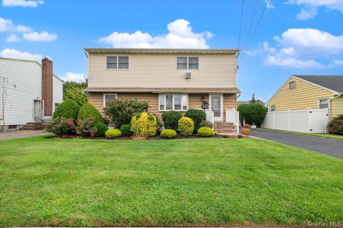 210 N 5th Street – For Sale