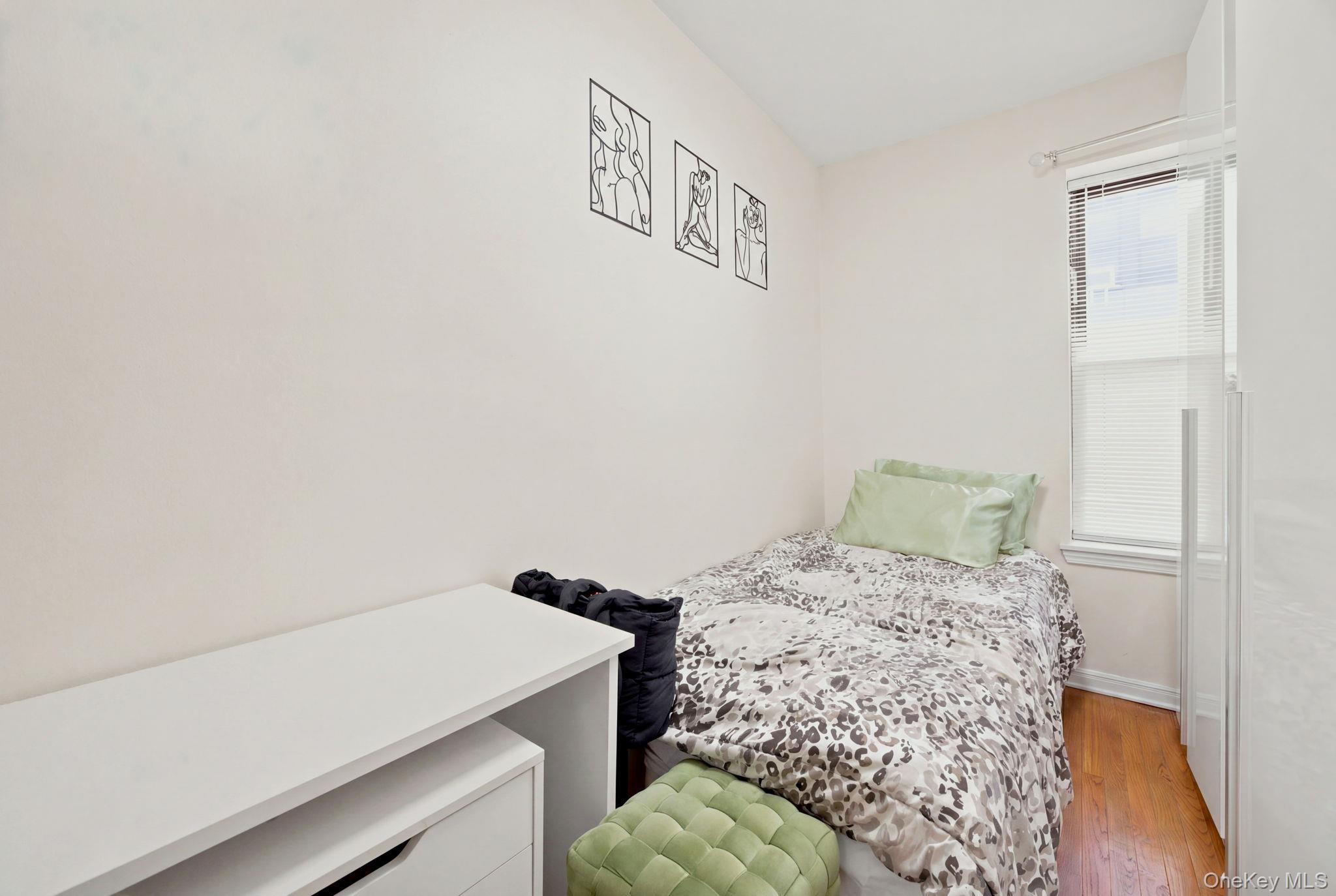 350 S 4th Street, Unit 4F photo 6