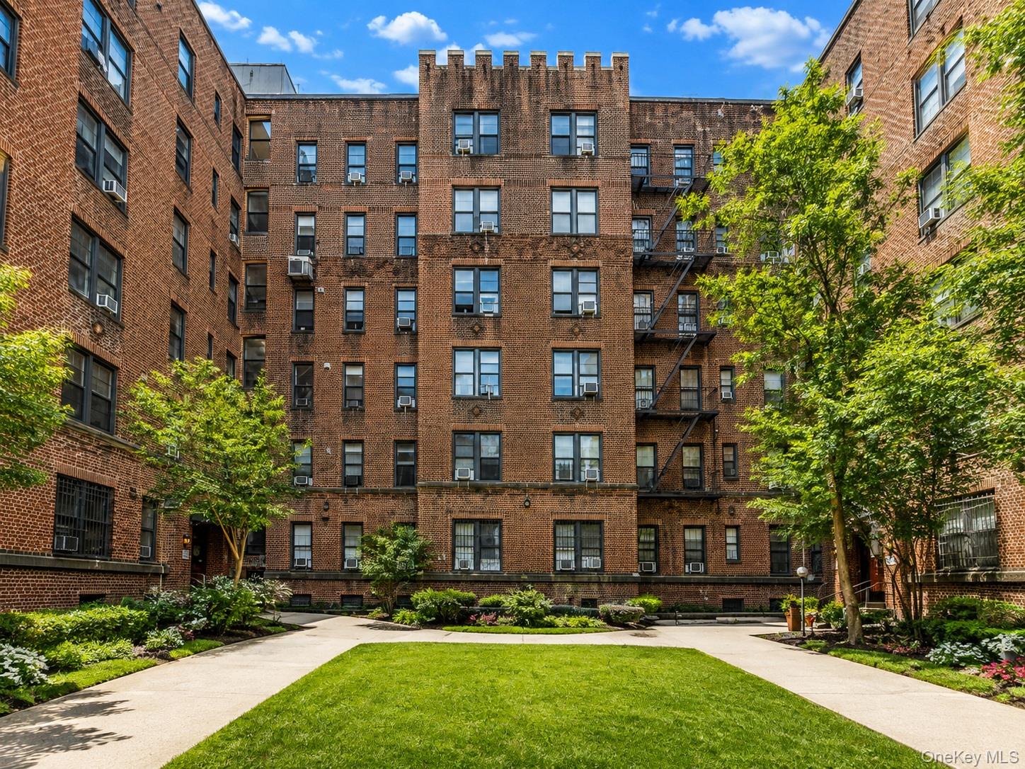 4220 Kissena Boulevard, Unit ES (5th Fl photo 2