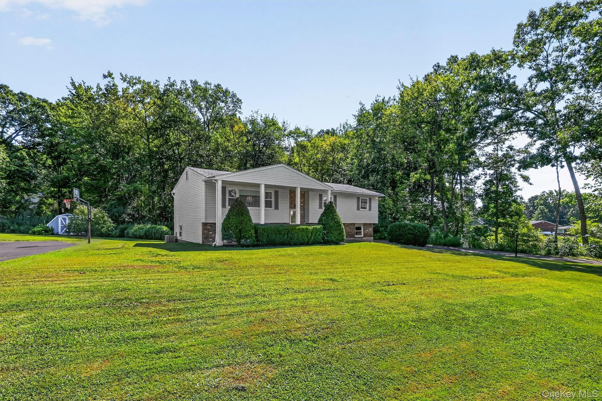 24 Meadow Street – For Sale photo 2