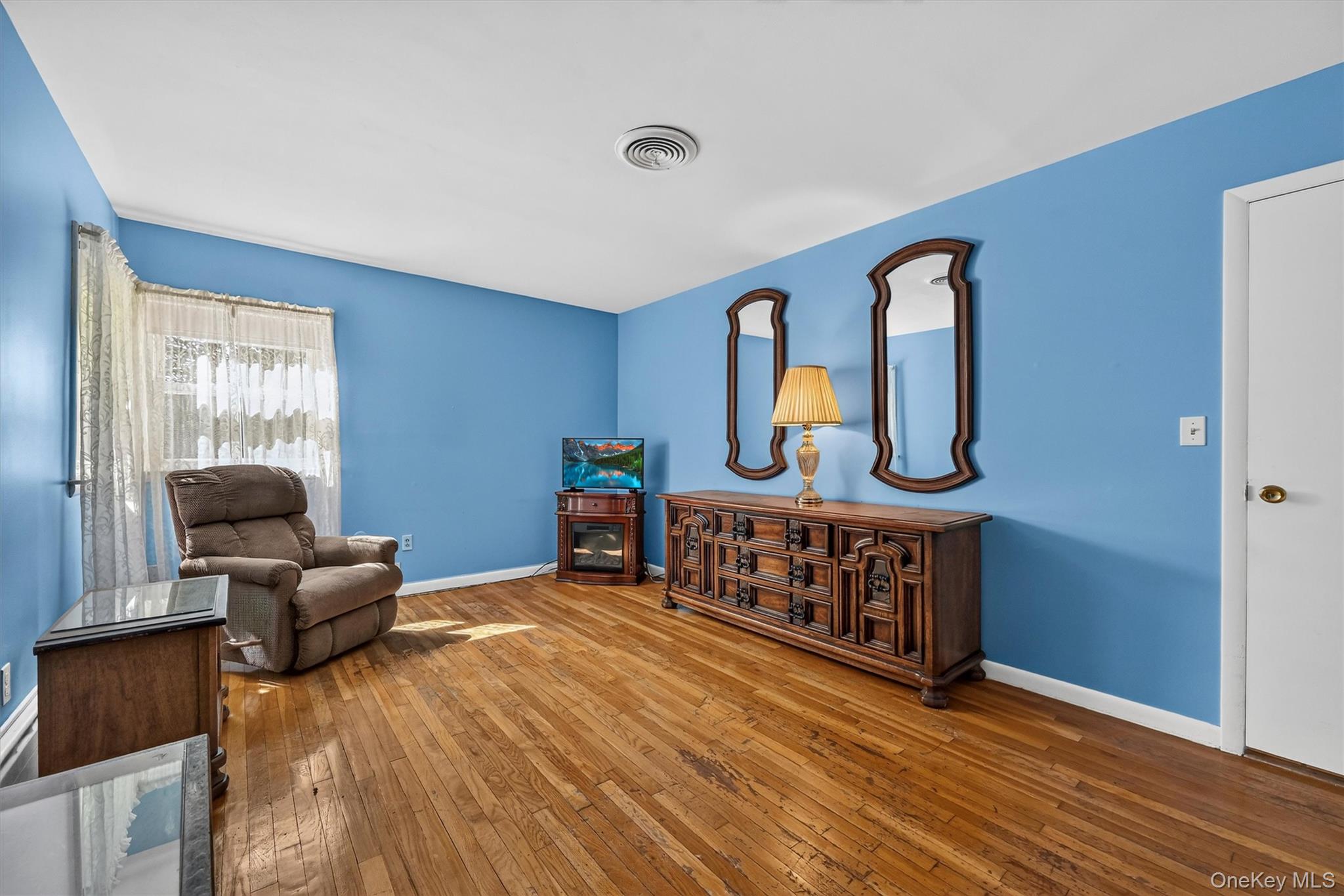 24 Meadow Street – For Sale photo 24